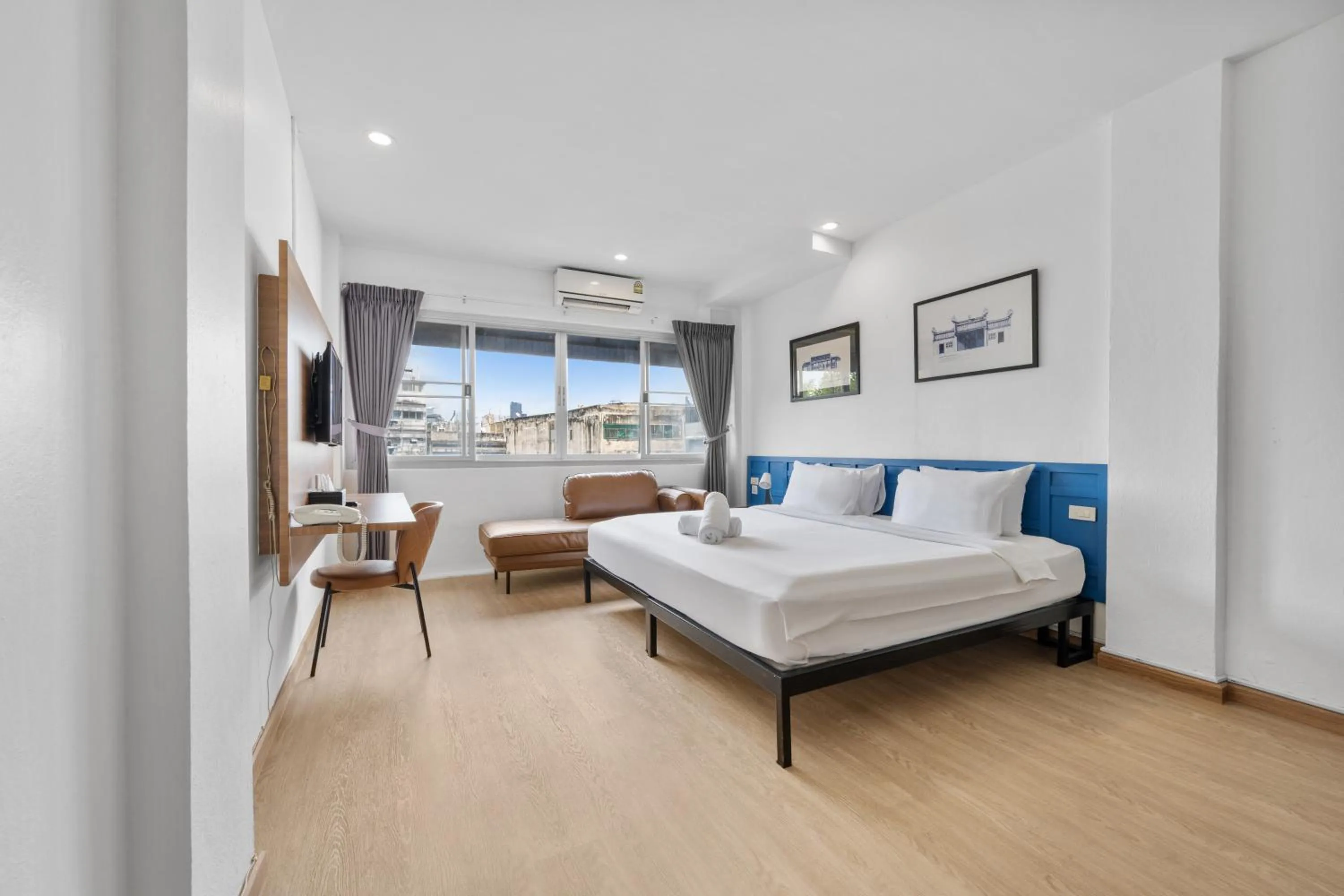 Bed in River View Residence