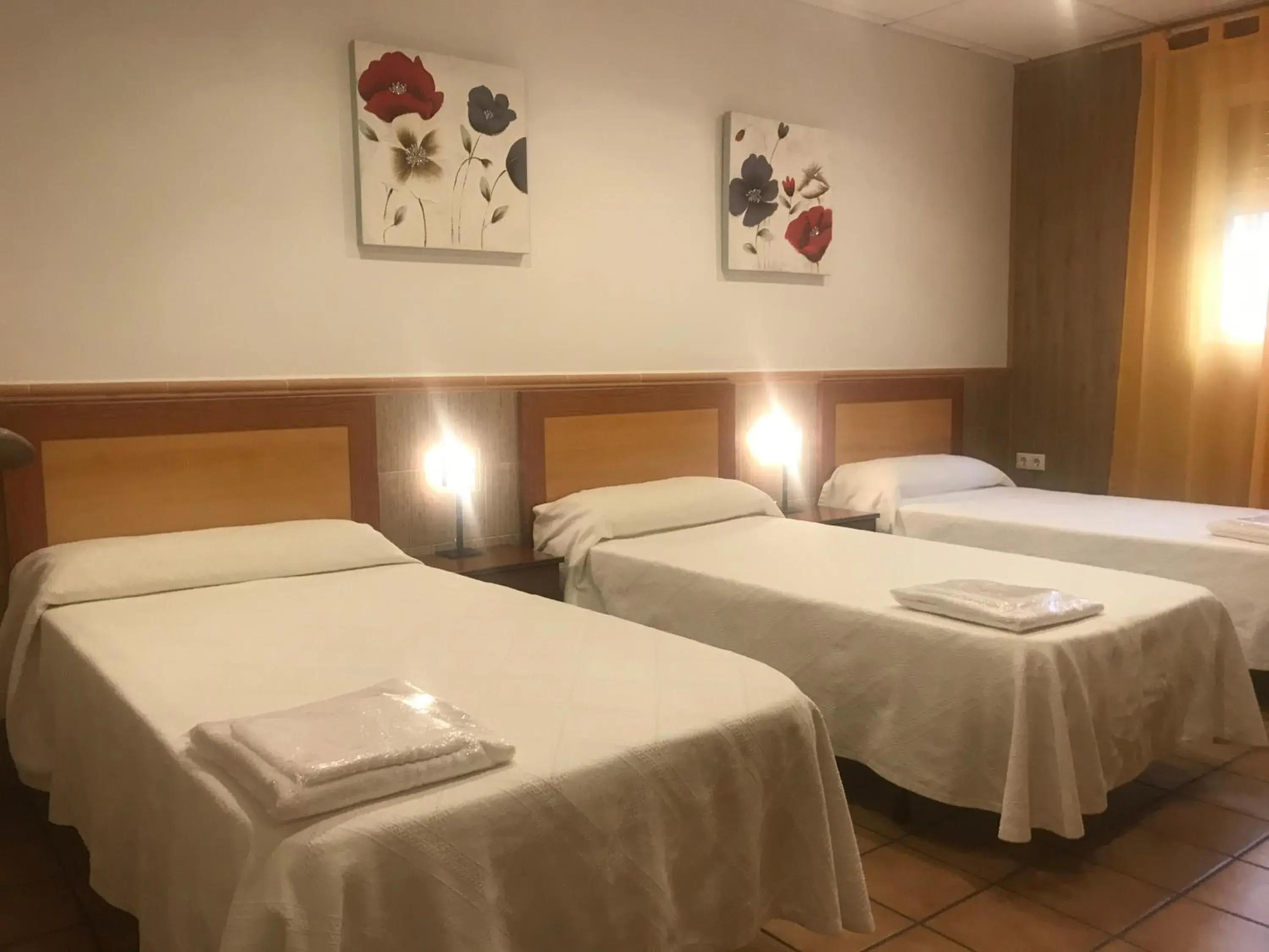 Comfort Triple Room in El Rento Alojamiento Rural Comfort Triple Room in El Rento Alojamiento Rural