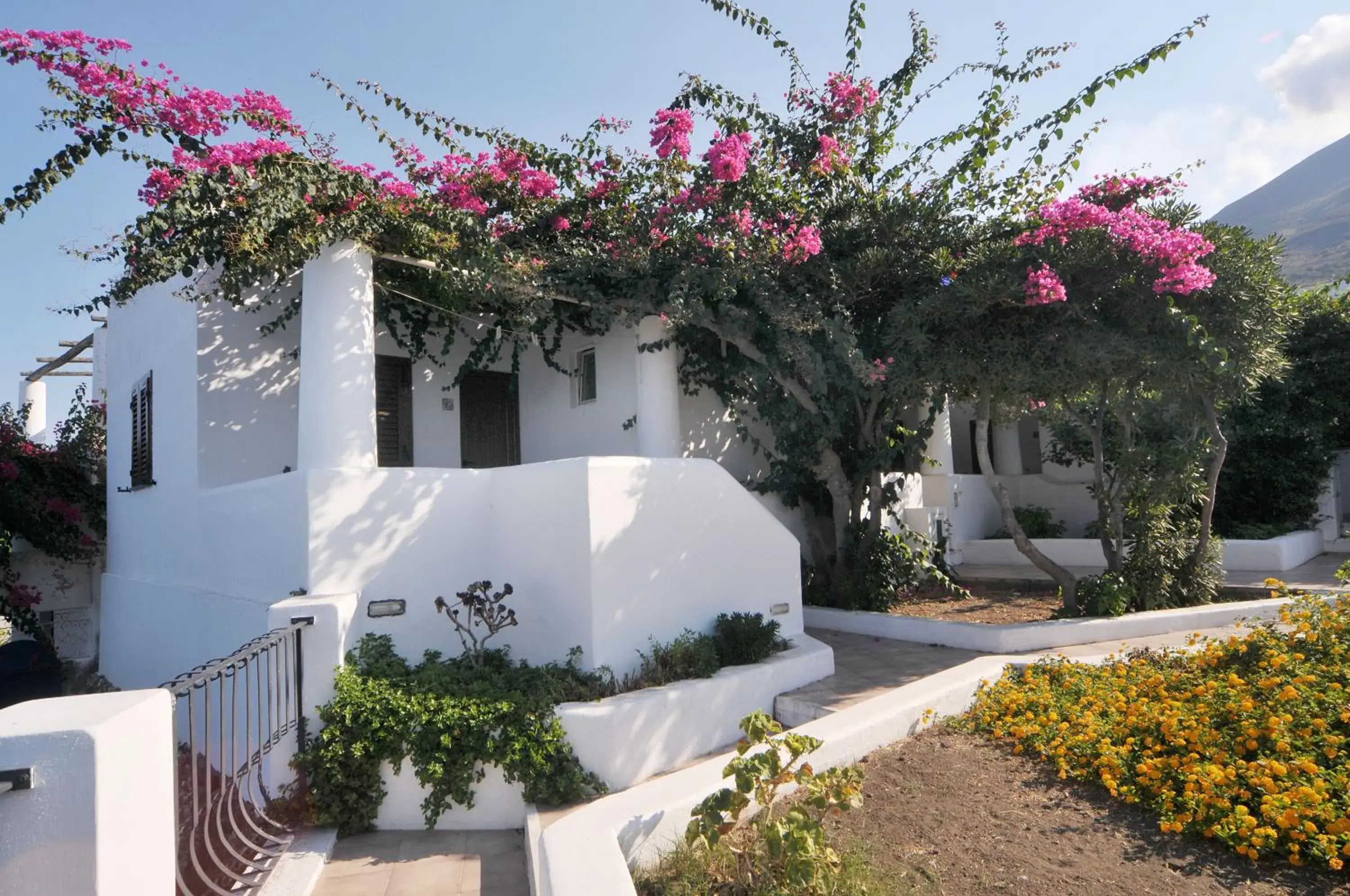 Facade/entrance, Property Building in Hotel Villaggio Stromboli - isola di Stromboli