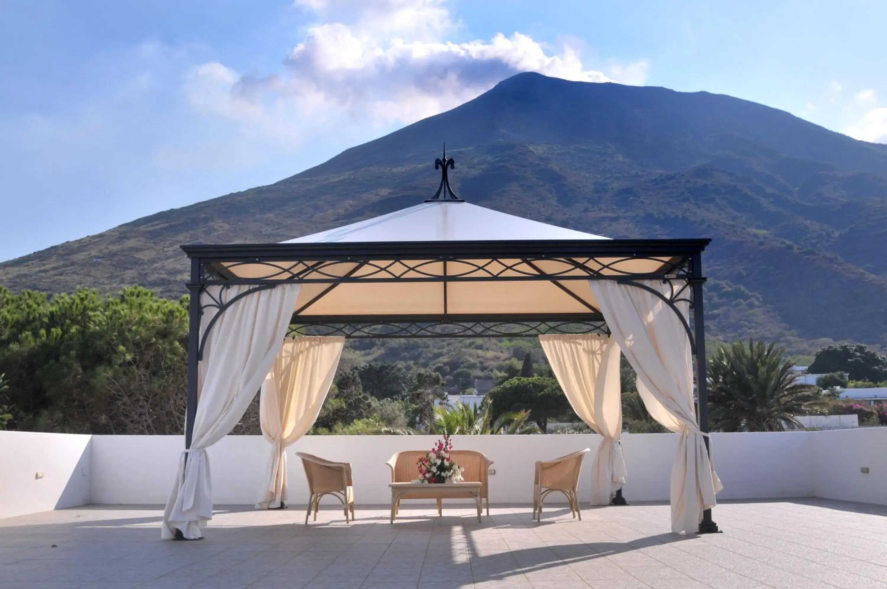 Balcony/Terrace in Hotel Villaggio Stromboli - isola di Stromboli