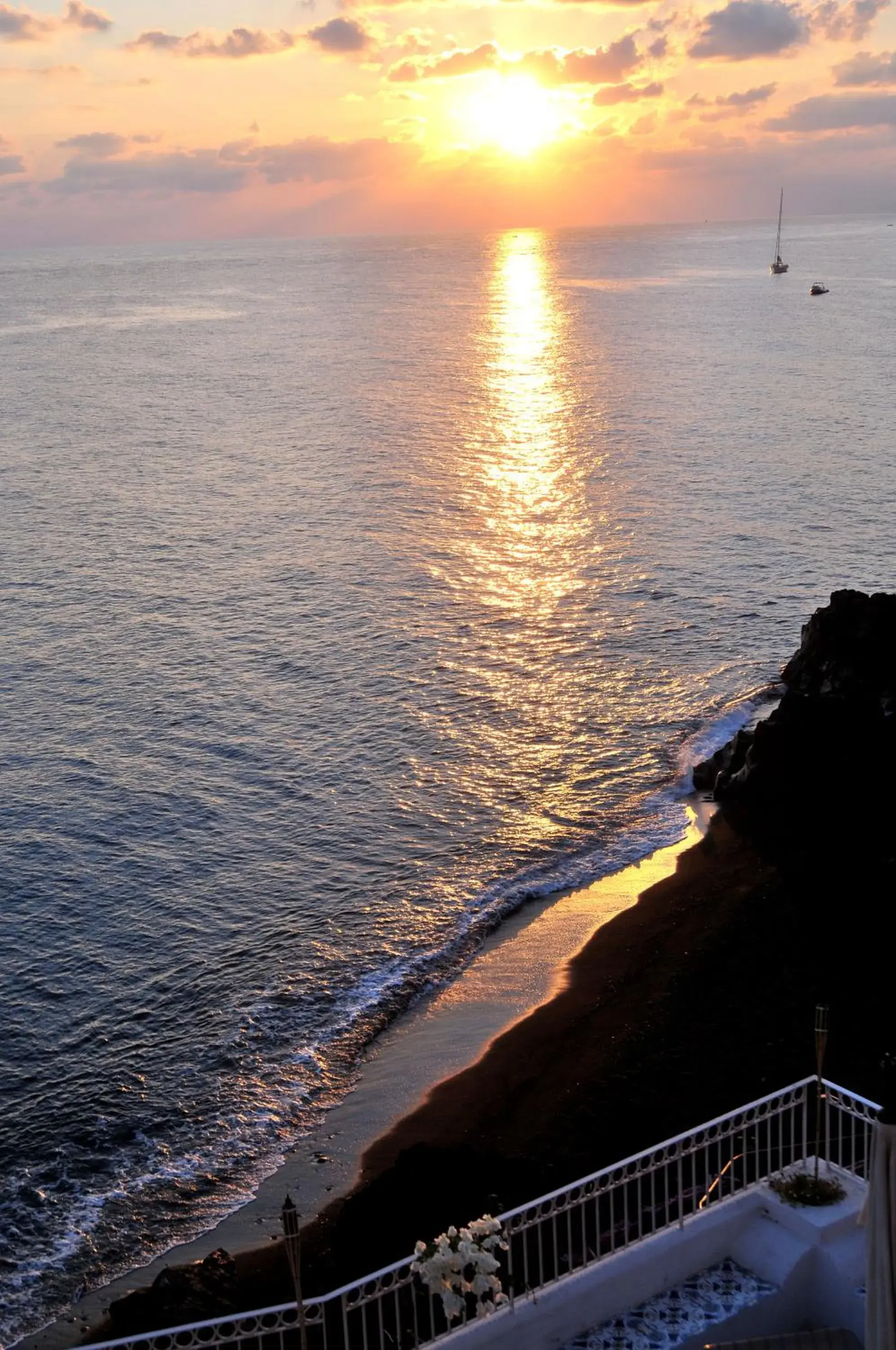 Beach, Sunrise/Sunset in Hotel Villaggio Stromboli - isola di Stromboli