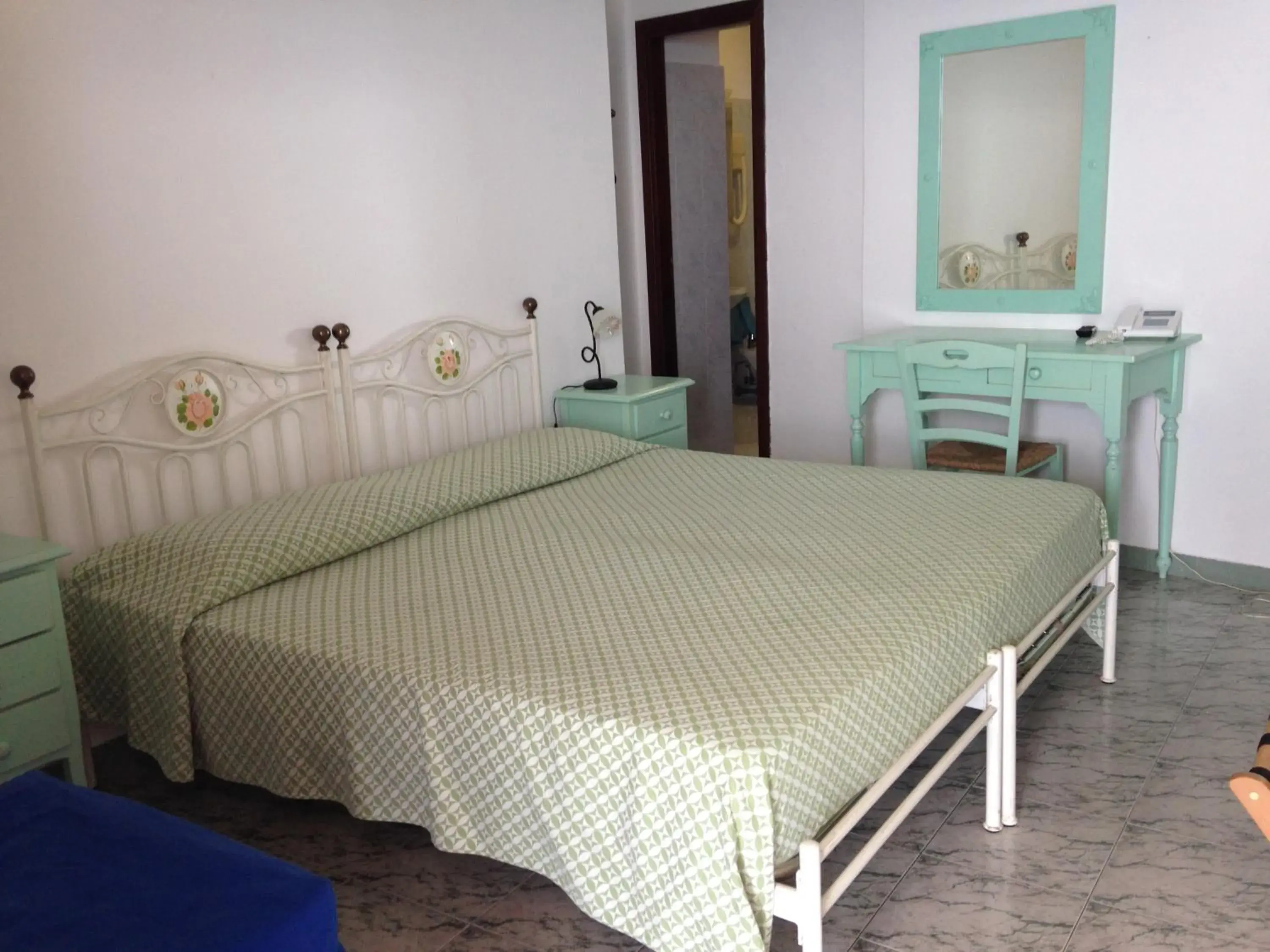 Bed in Hotel Villaggio Stromboli - isola di Stromboli