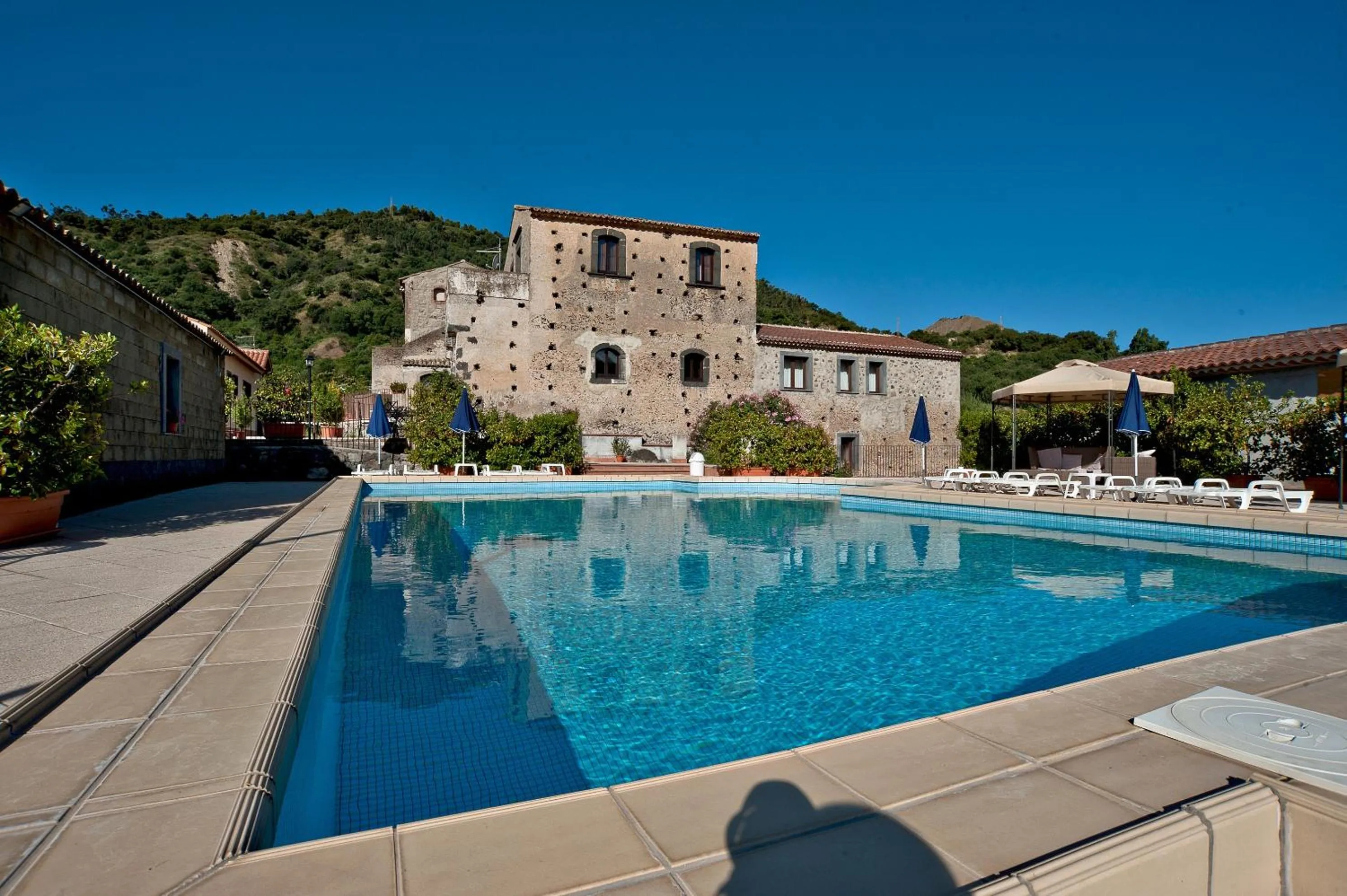 Swimming pool in Il Borgo Country Resort