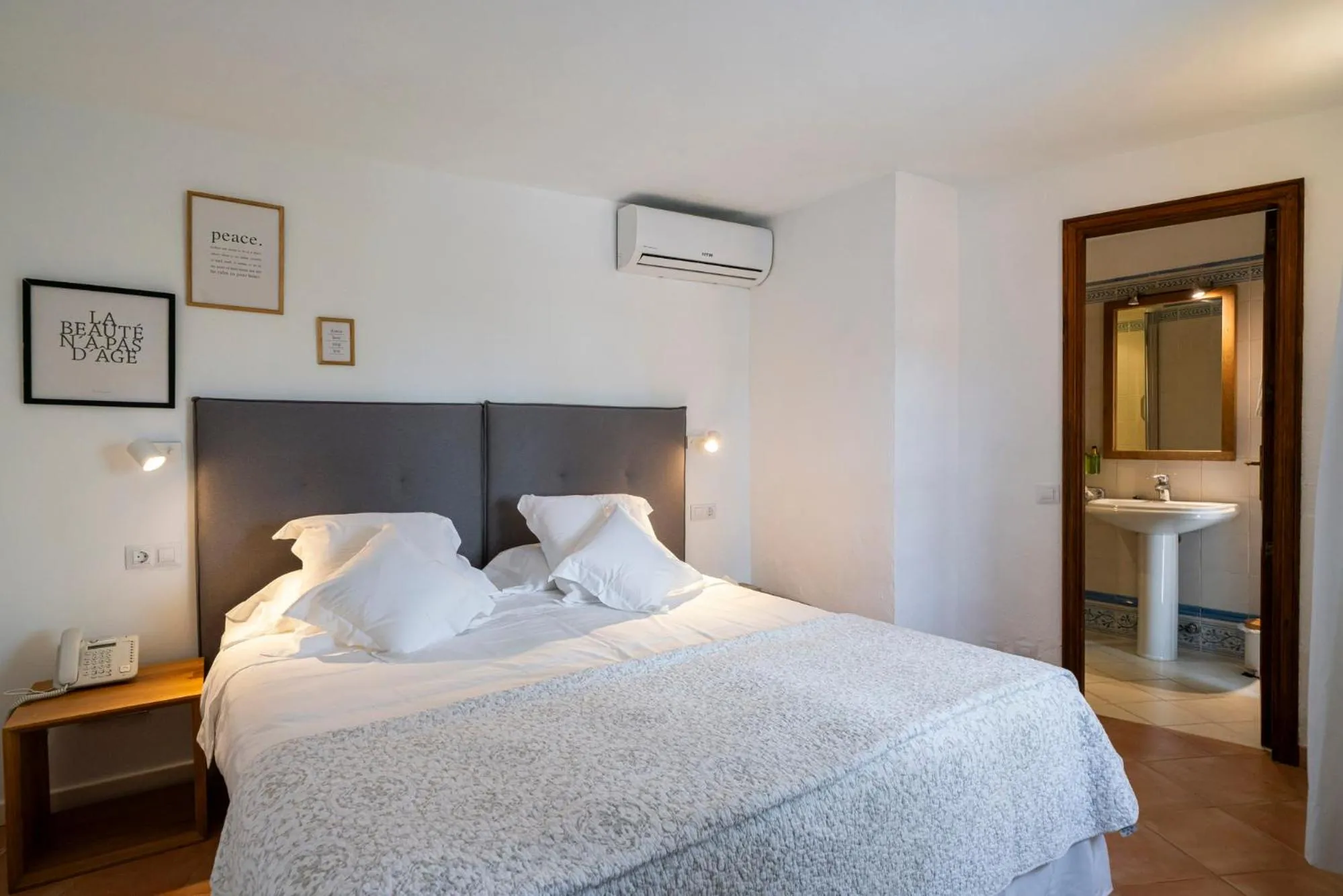 Bedroom, Bed in Ca's Xorc Luxury Retreat - ADULTS ONLY