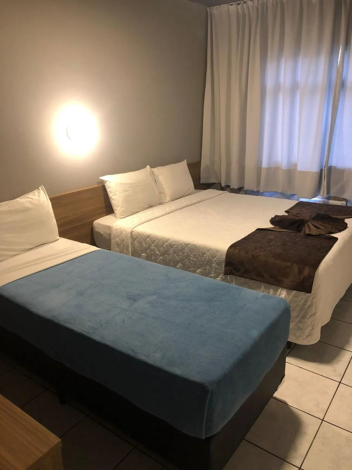 Photo of the whole room, Bed in Hotel Gênova BC