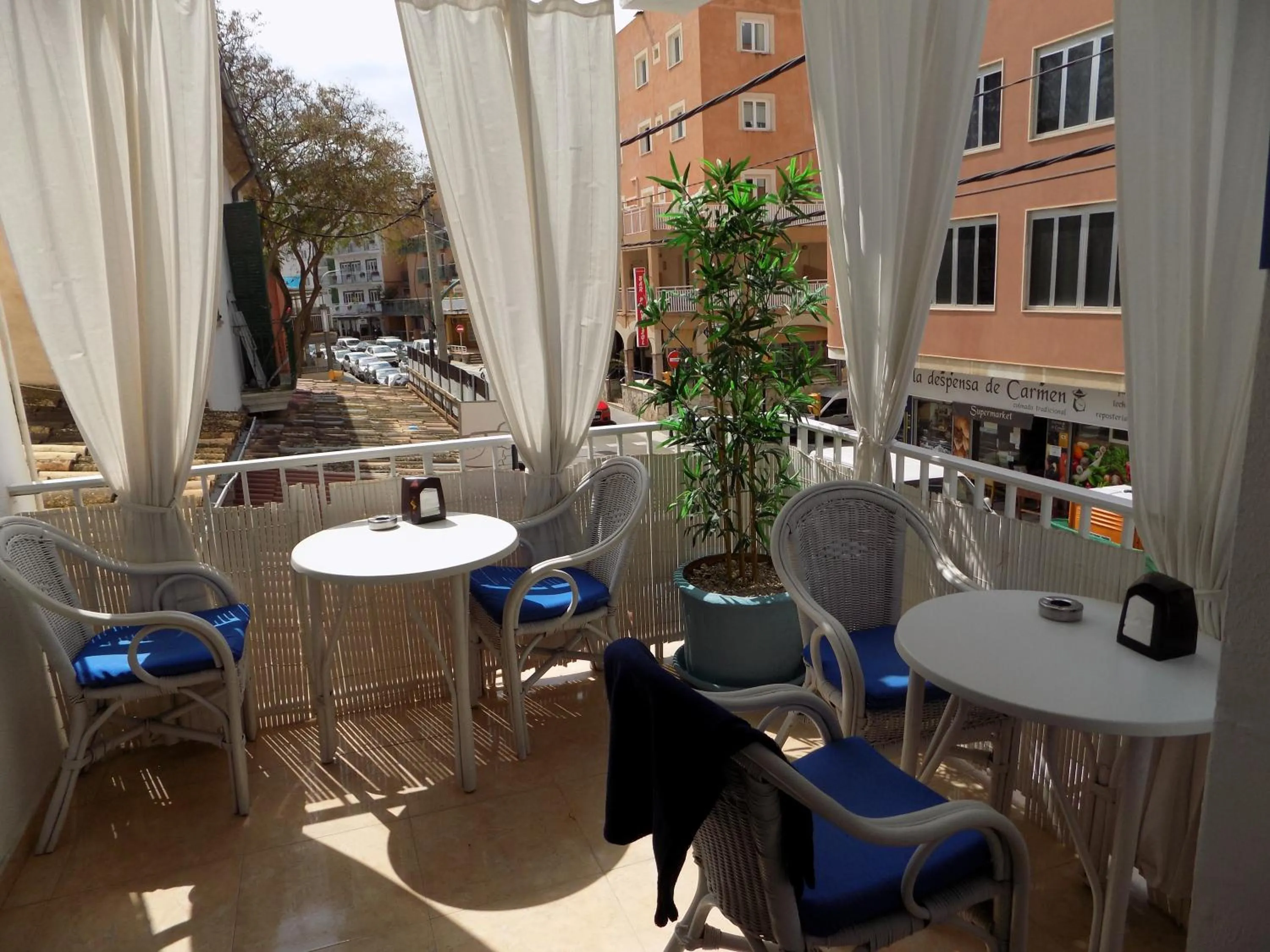 Lounge or bar in Hostal Villa Maruja