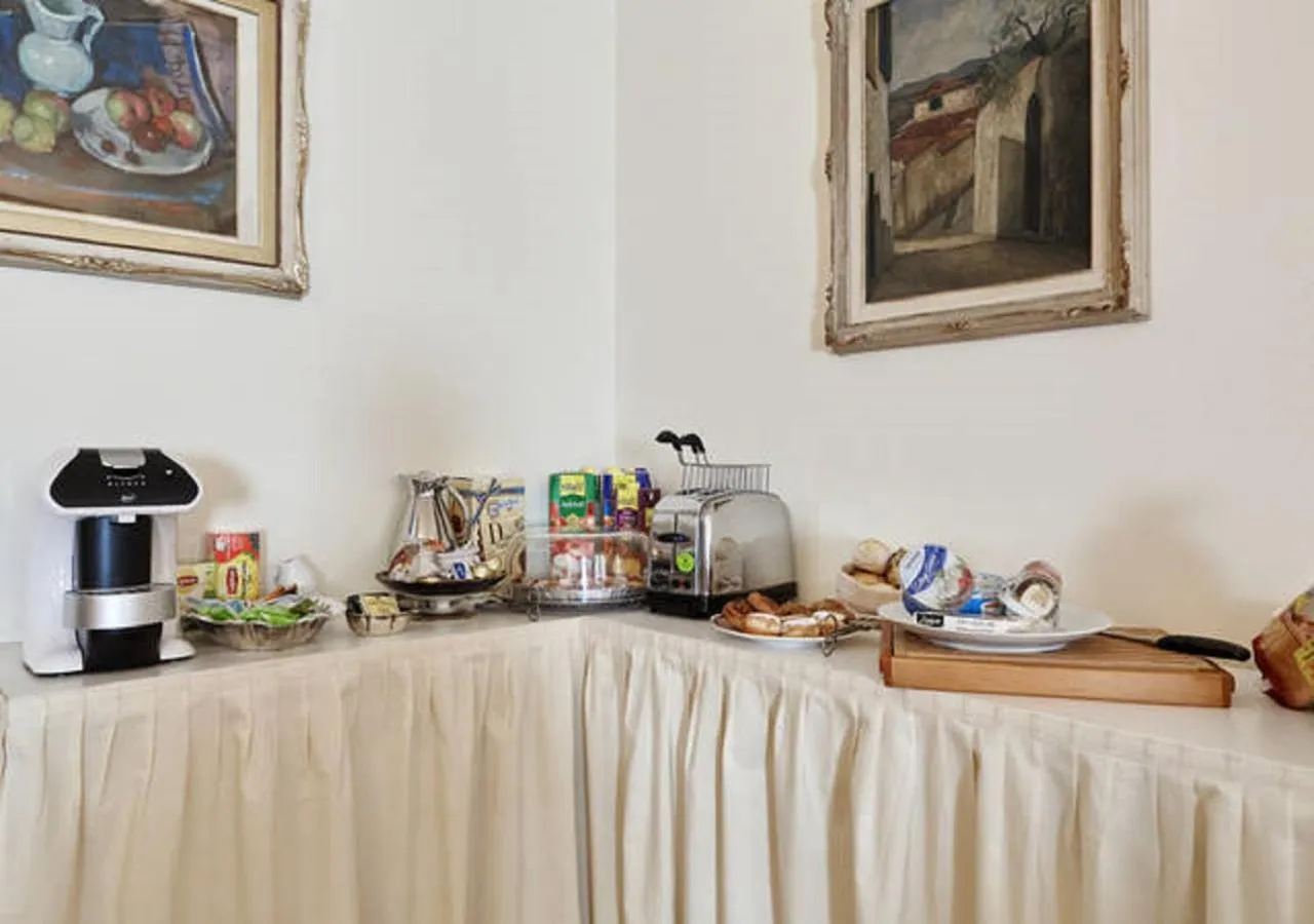 Coffee/tea facilities in Bed and Breakfast For You