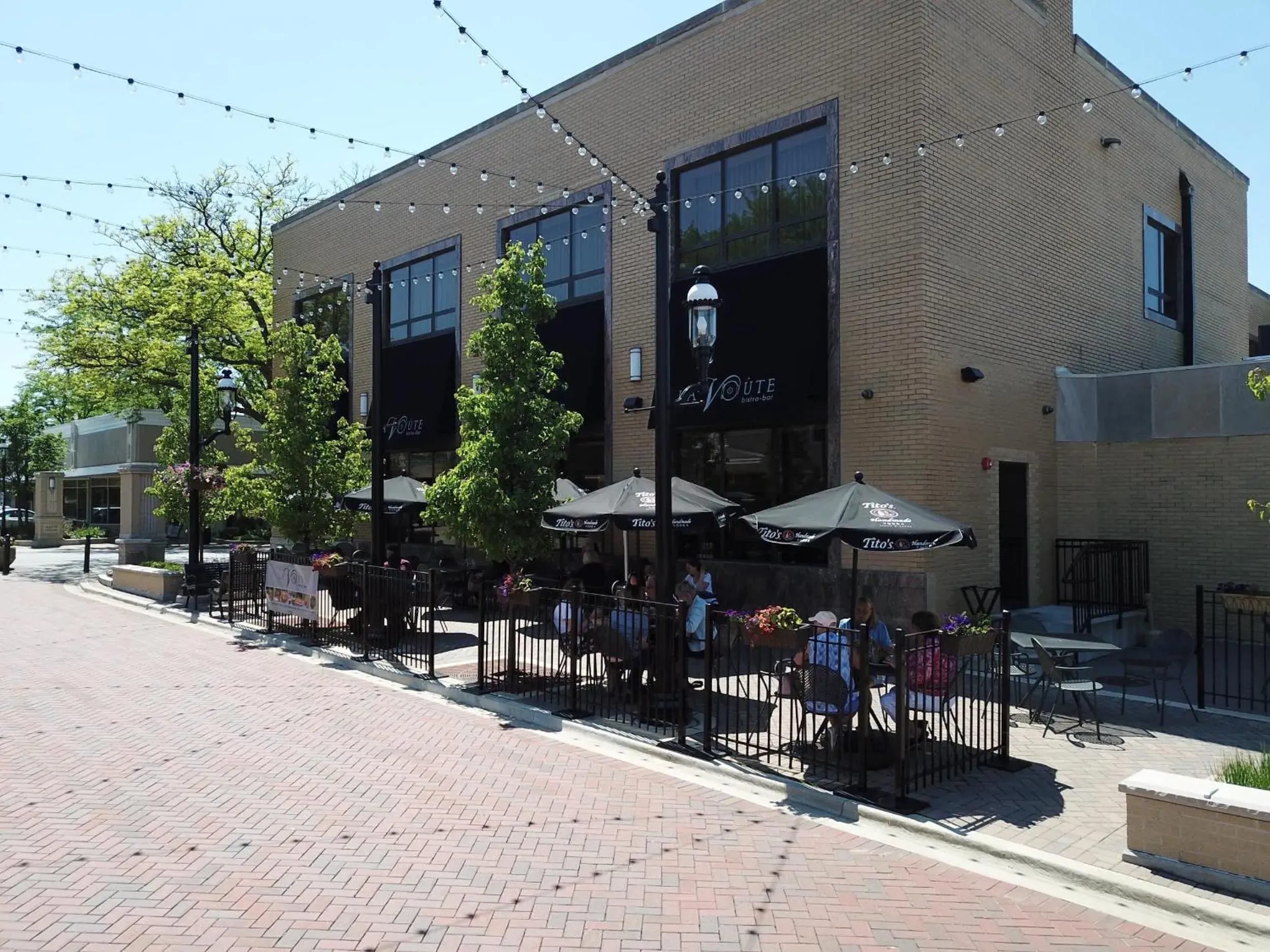 Restaurant/places to eat in La Banque Hotel Restaurant/places to eat in La Banque Hotel