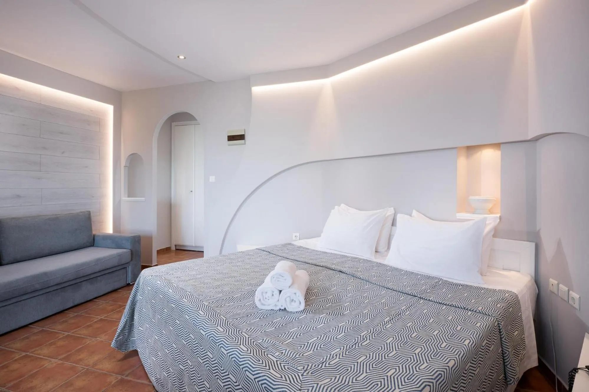 Photo of the whole room, Bed in Alexandros Palace