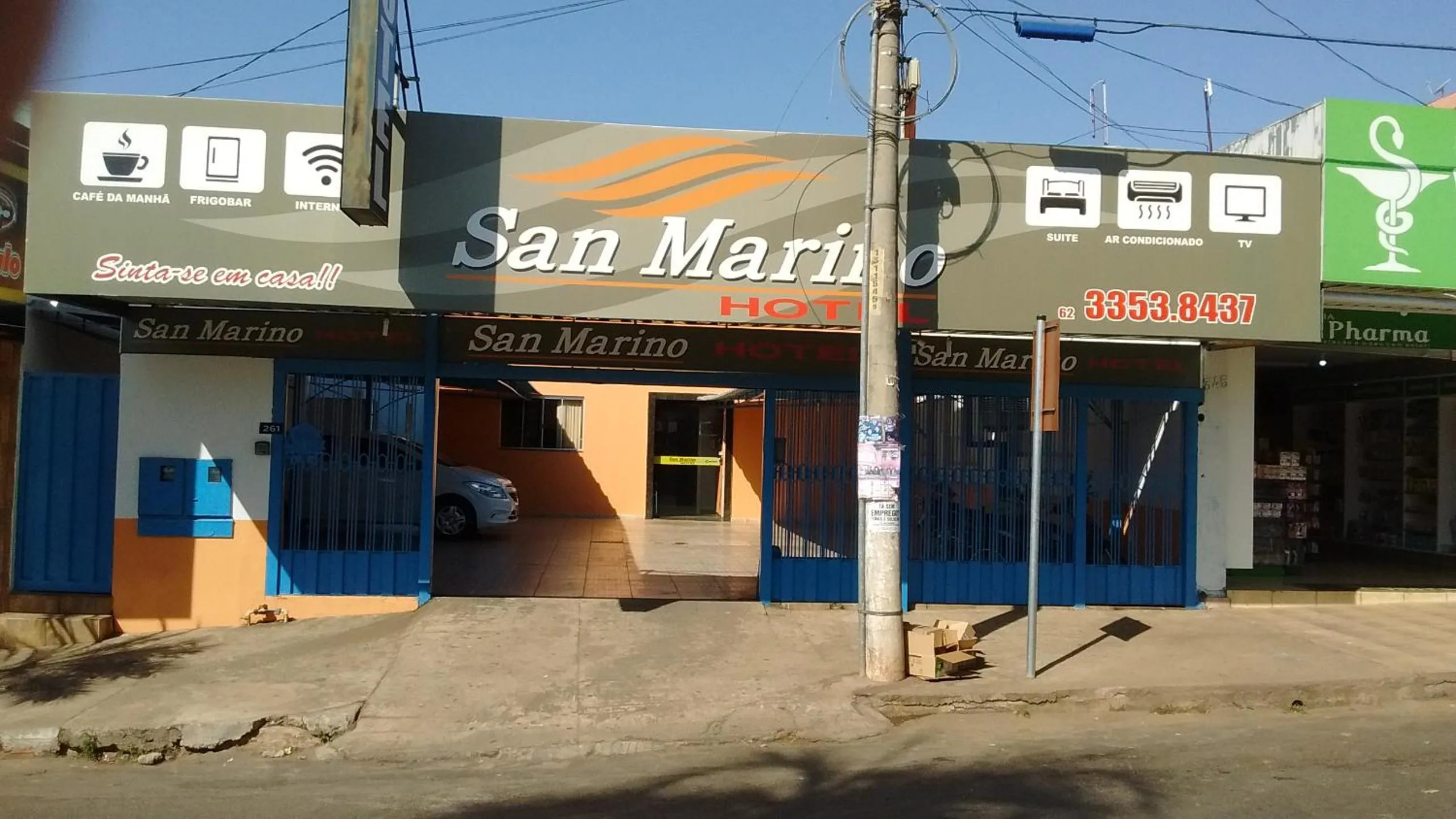 Facade/entrance in Hotel San Marino