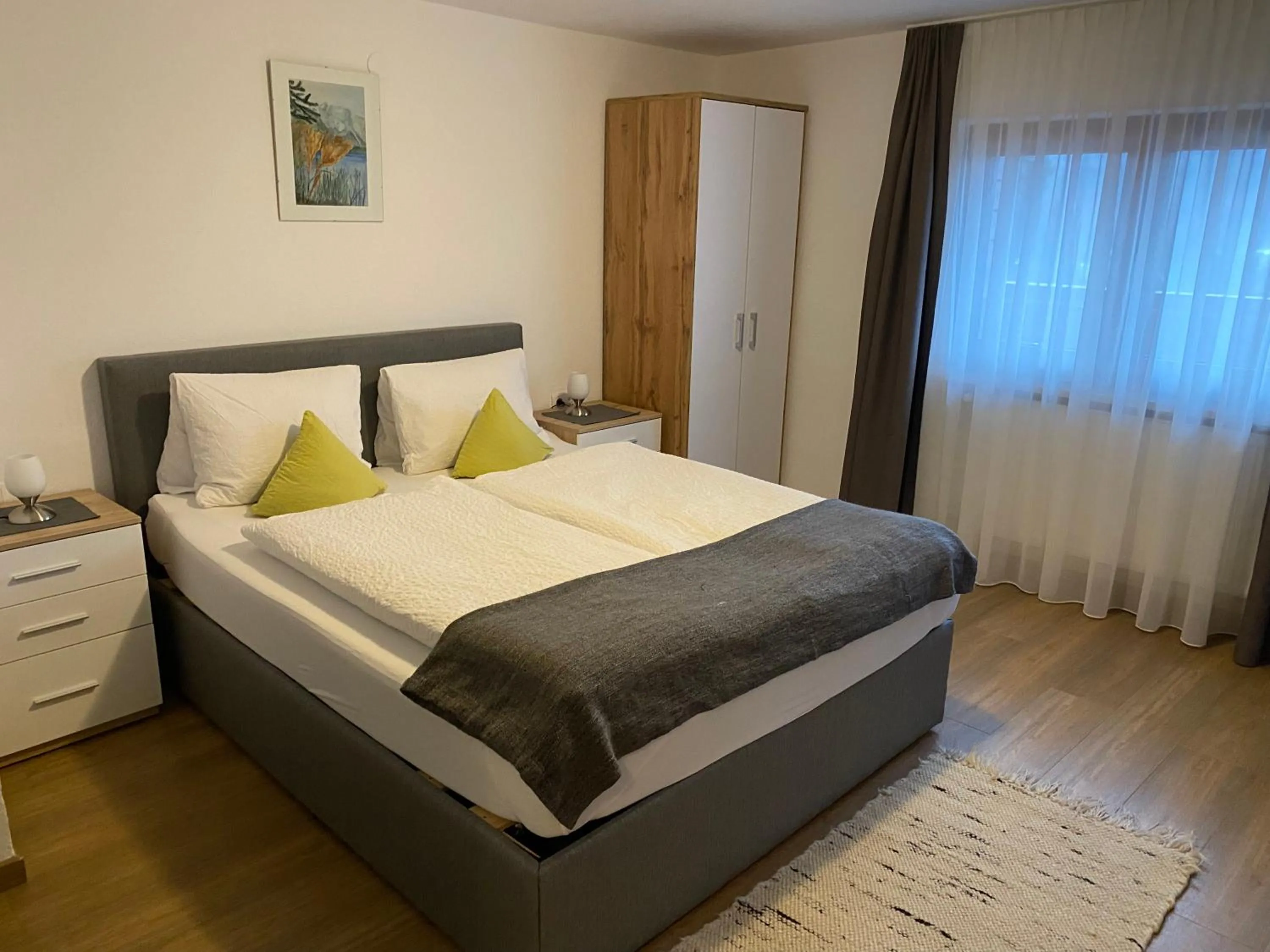 Photo of the whole room, Bed in Pension Aschlandhof