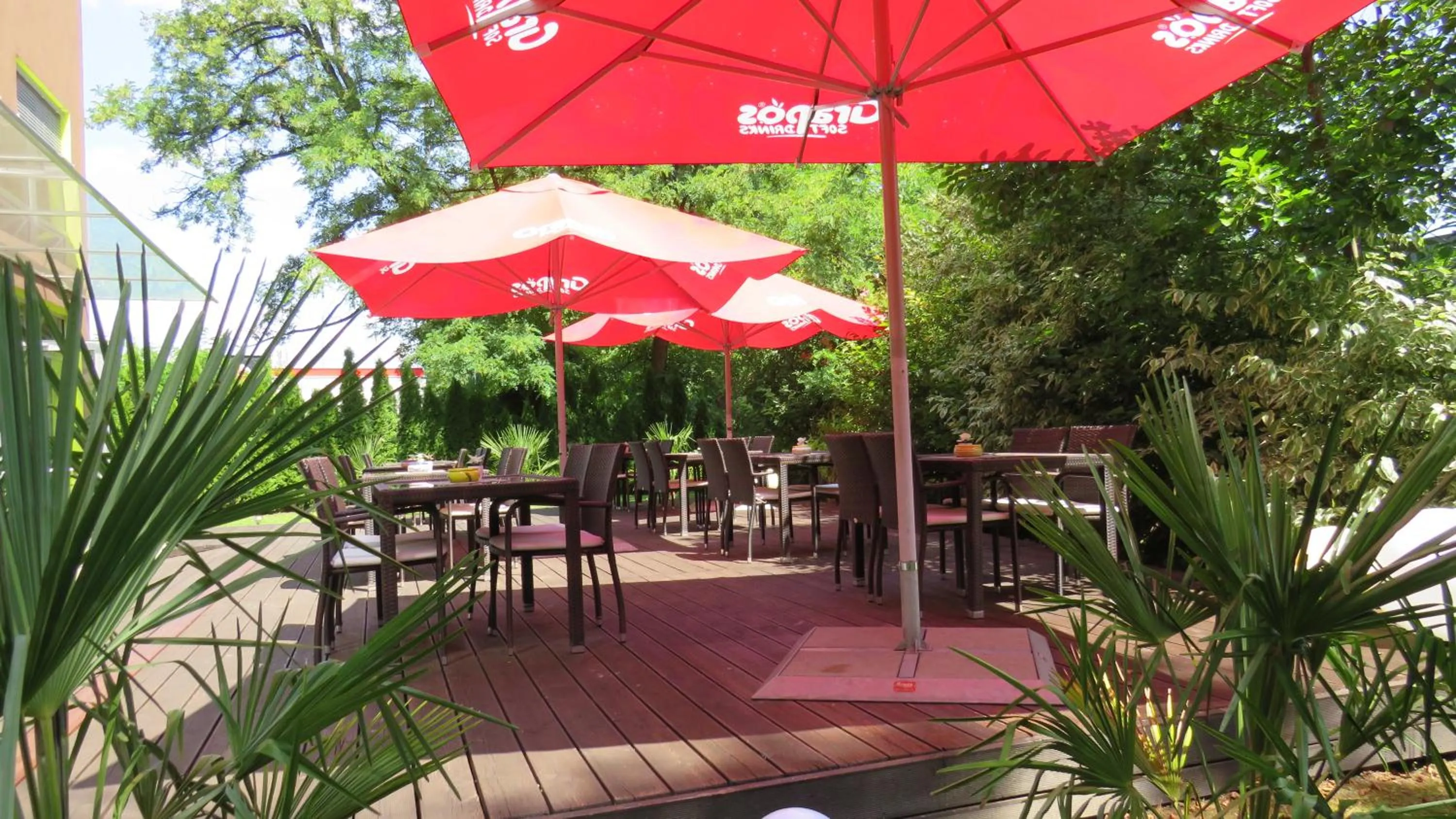 Spring in Hotel Greenrooms