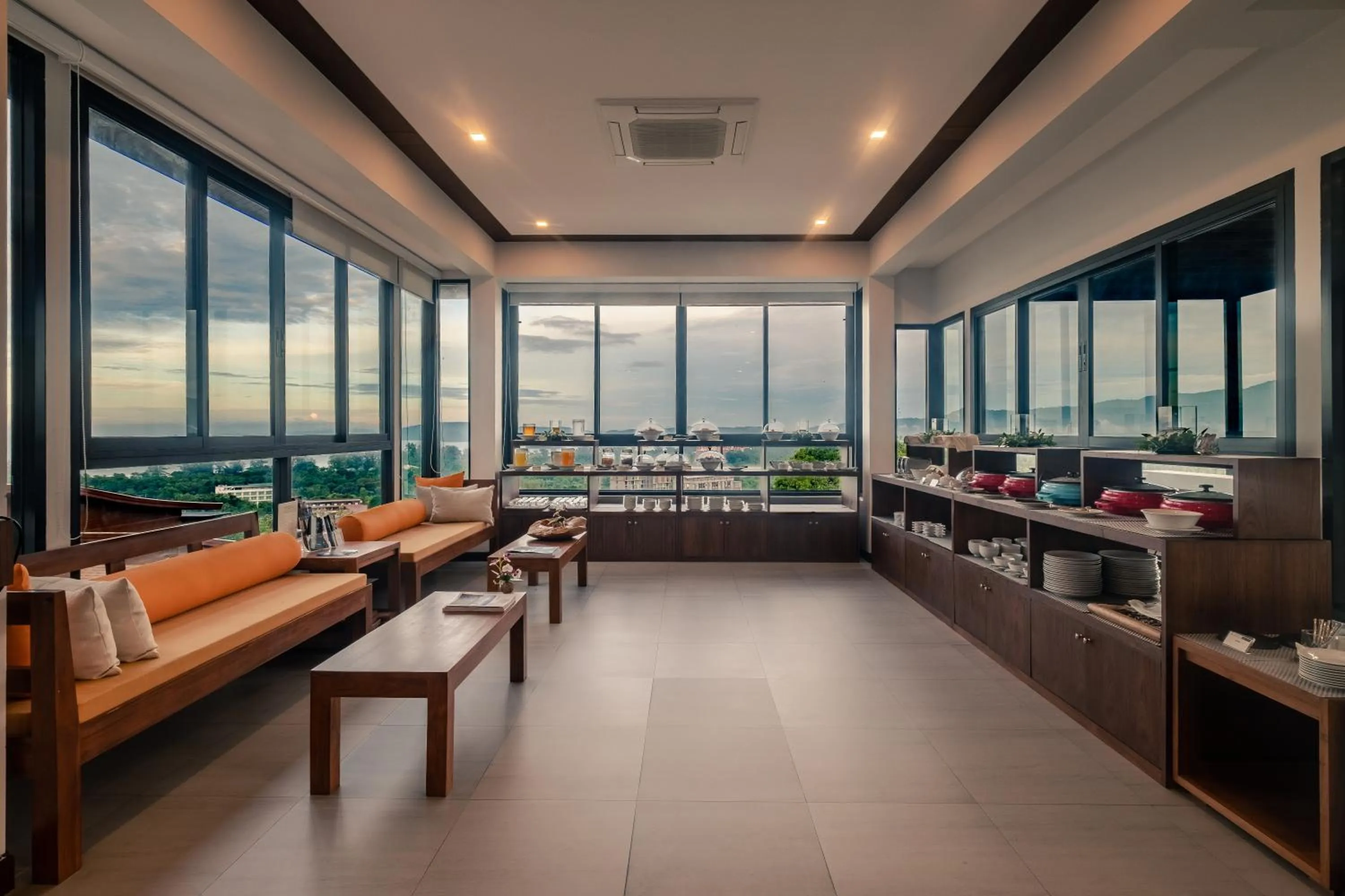 Restaurant/places to eat in Andakiri Pool Villa Panoramic Sea View