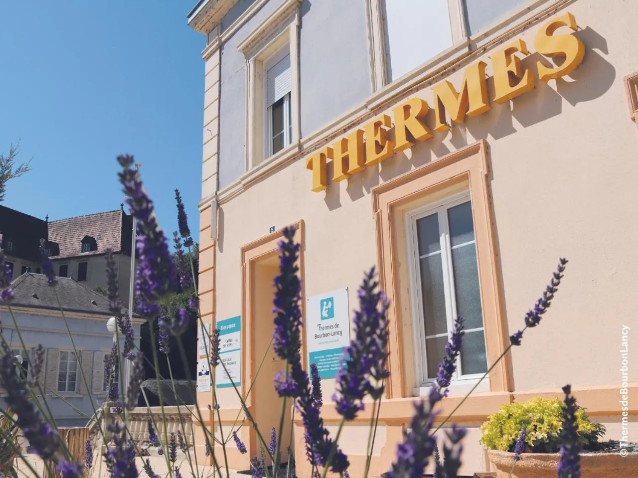 Spa and wellness centre/facilities in Grand Hôtel de Bourbon-Lancy - Spa et Restaurant - Logis