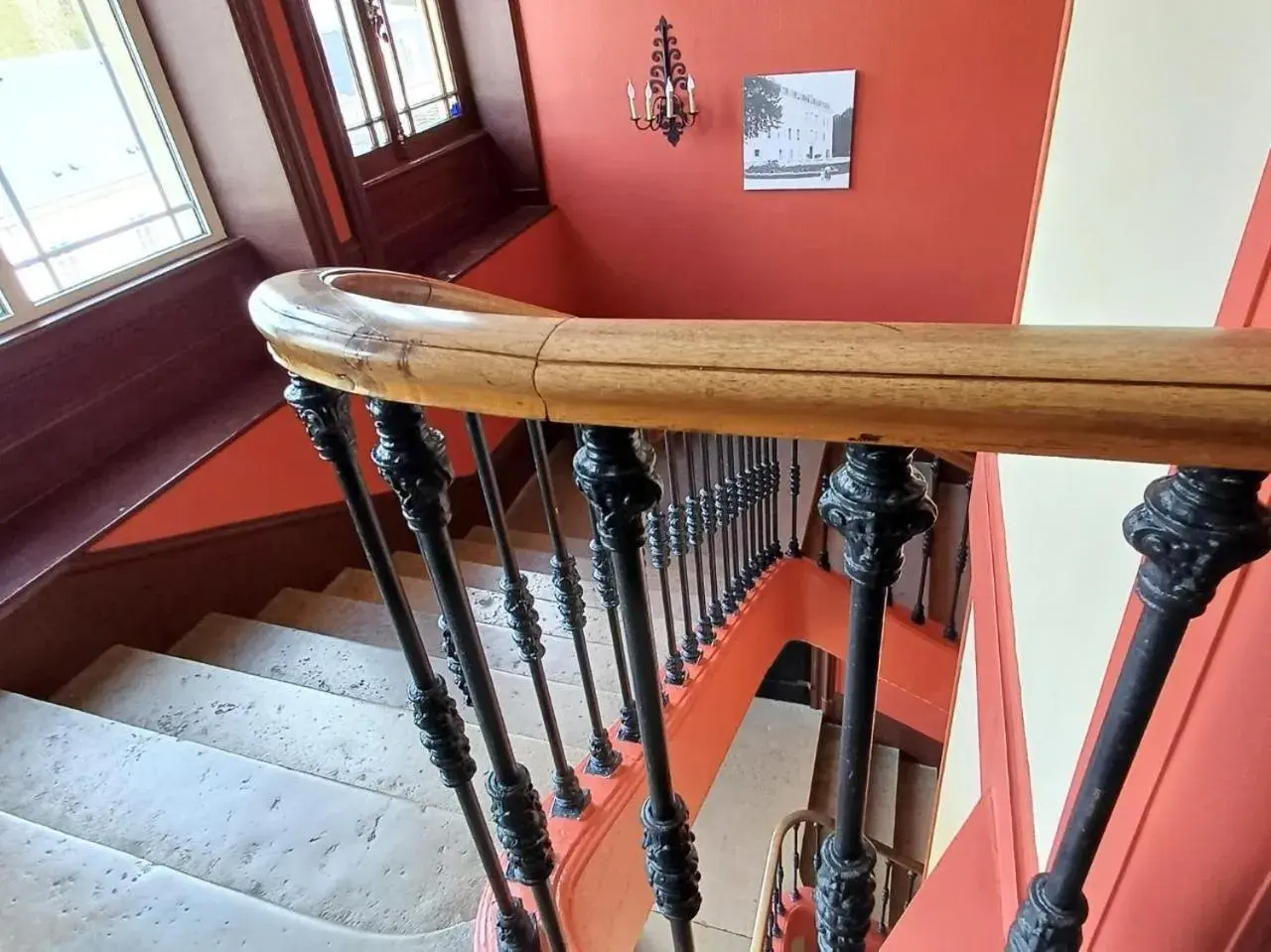 Property building in Grand Hôtel de Bourbon-Lancy - Spa et Restaurant - Logis Property building in Grand Hôtel de Bourbon-Lancy - Spa et Restaurant - Logis