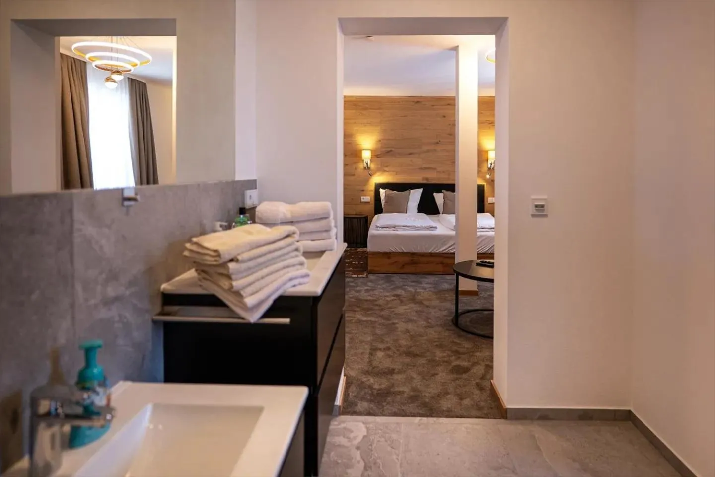 Photo of the whole room, Bed in Familien-Hotel Am Tränkbachtal Frauenwald