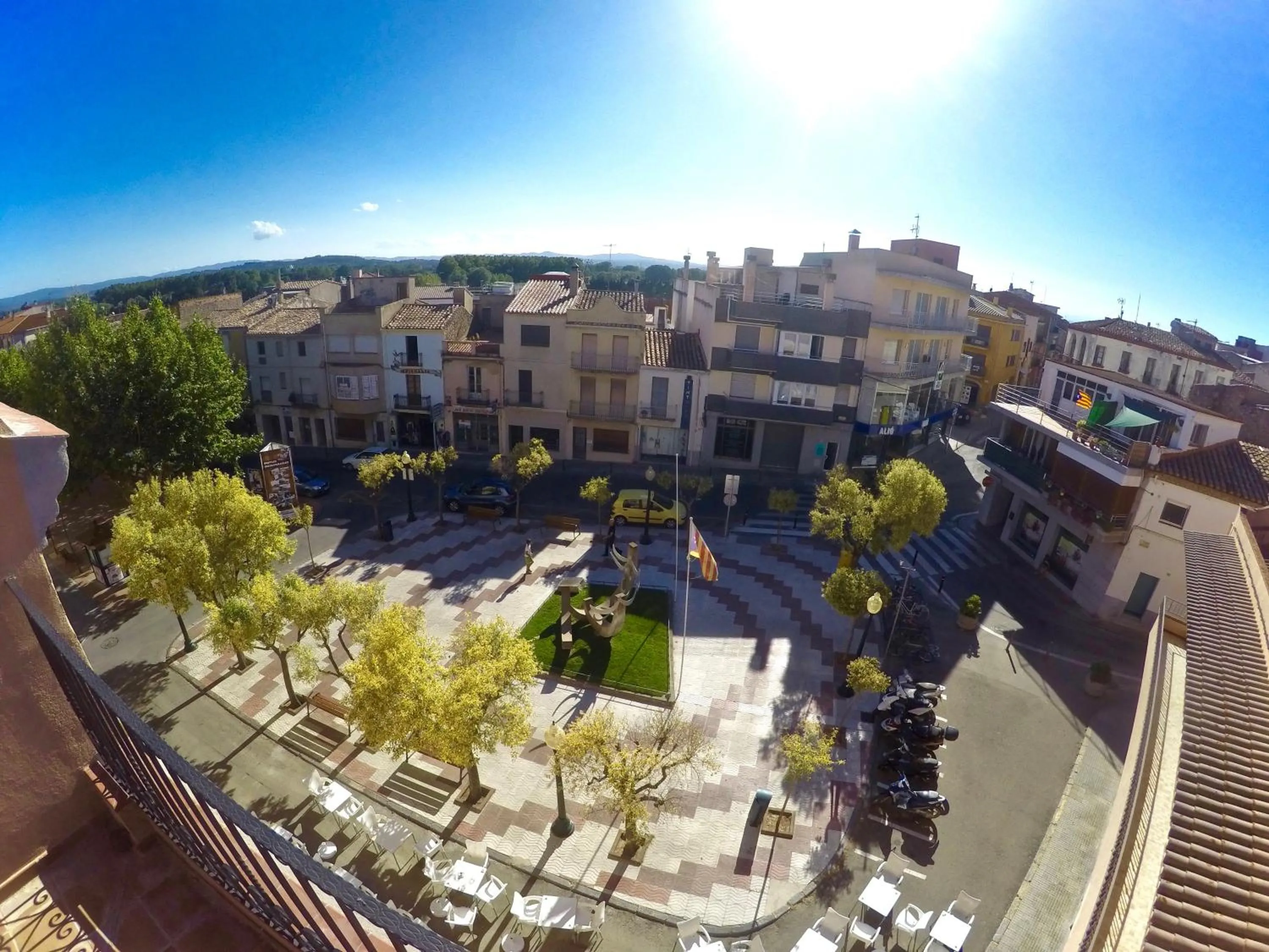 Quiet street view in Apartaments Fonda Comerç