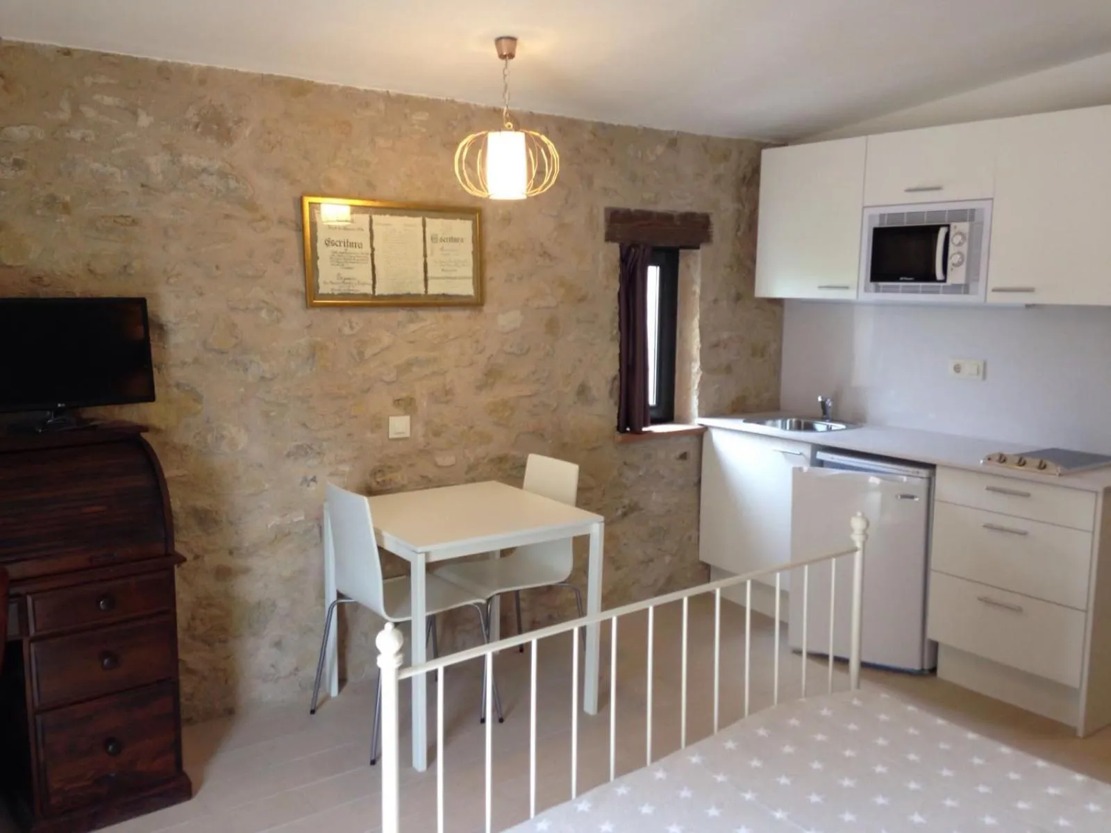 Kitchen or kitchenette in Apartaments Fonda Comerç