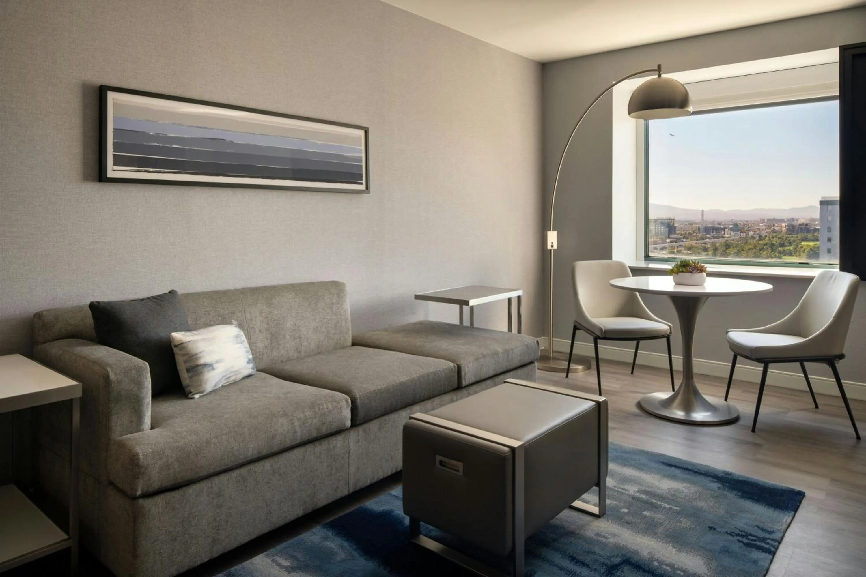 Photo of the whole room in Las Vegas Marriott