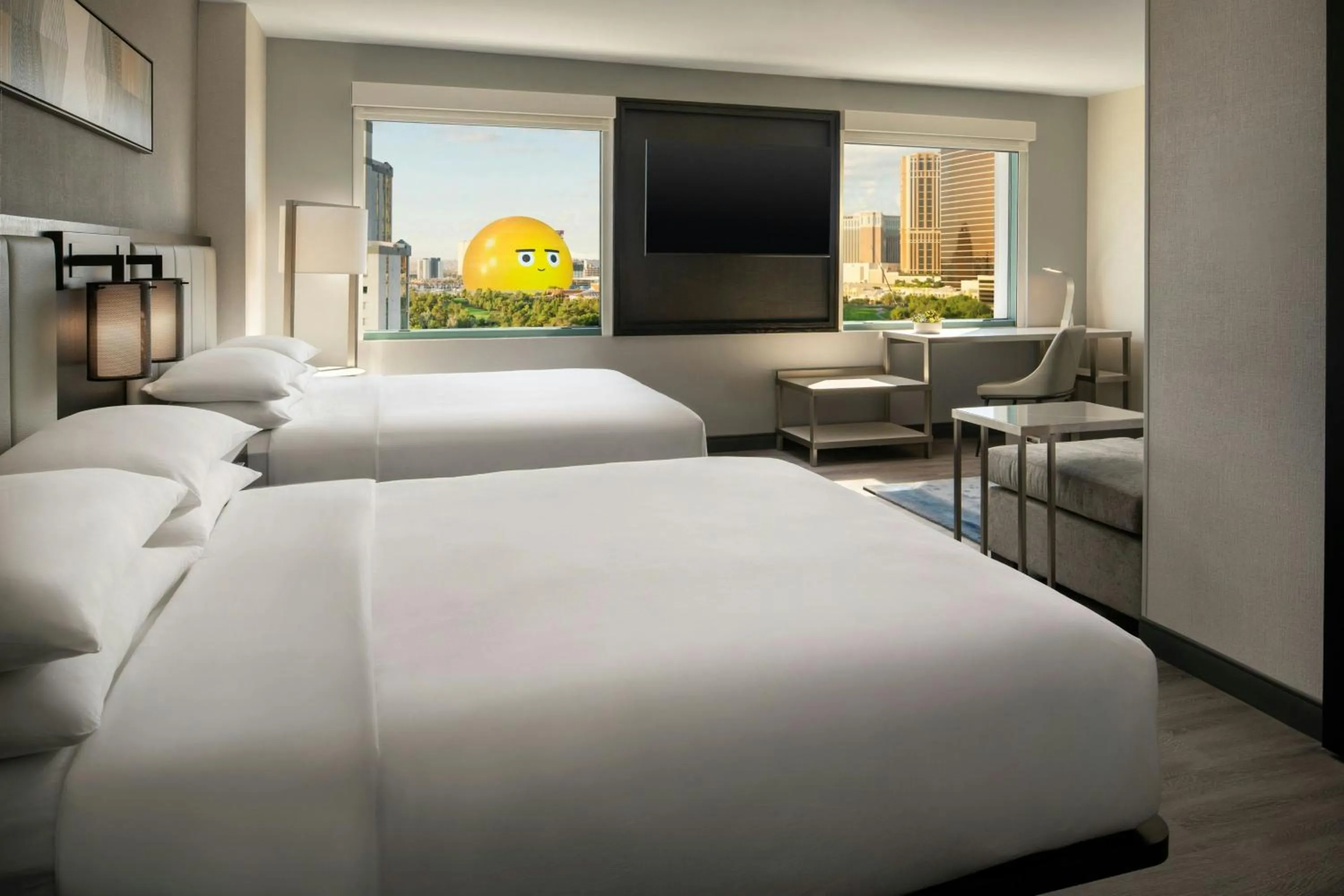 Photo of the whole room, Bed in Las Vegas Marriott