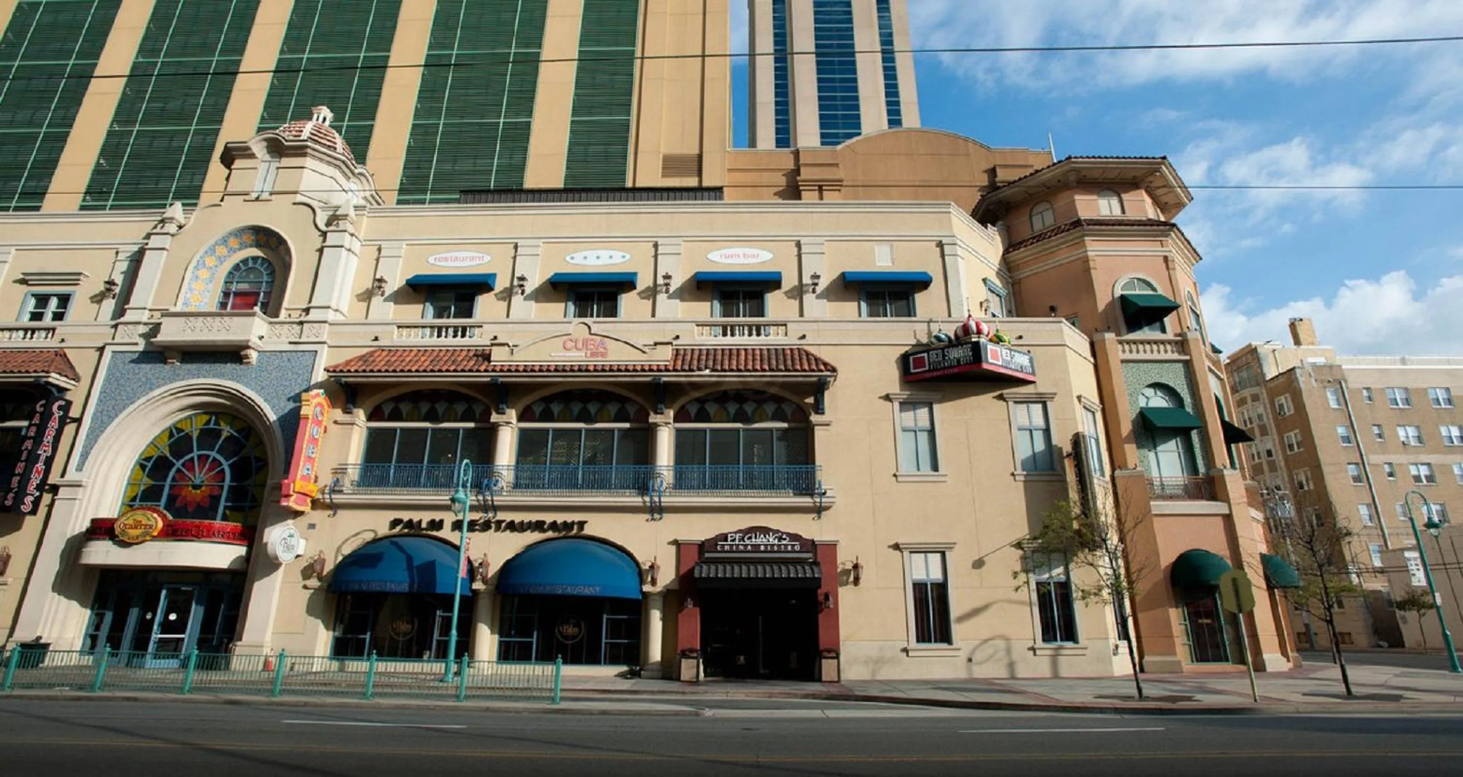 Restaurant/places to eat in Tropicana Atlantic City, A Caesars Destination