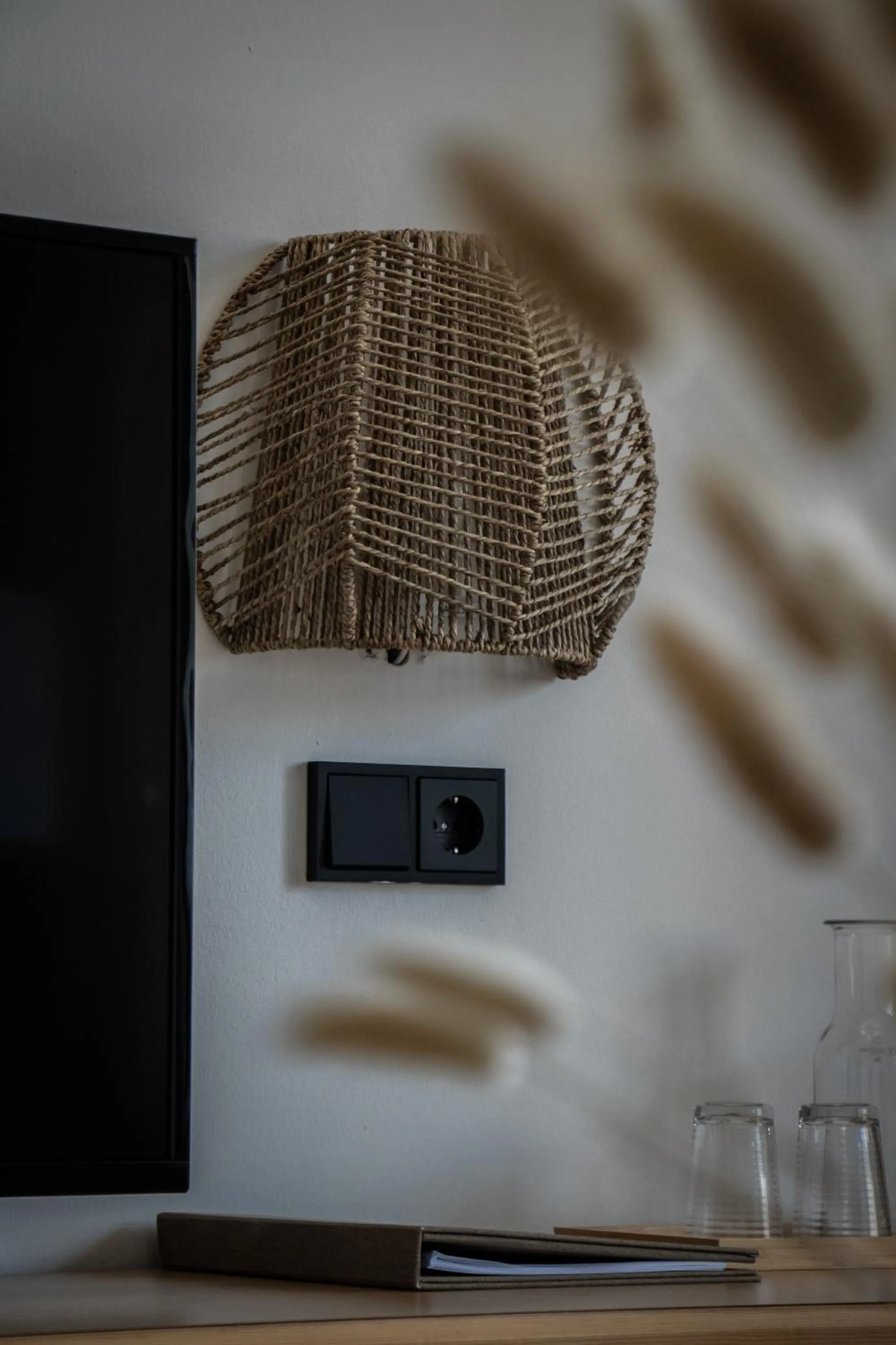 Photo of the whole room in Bergrose Hideaway