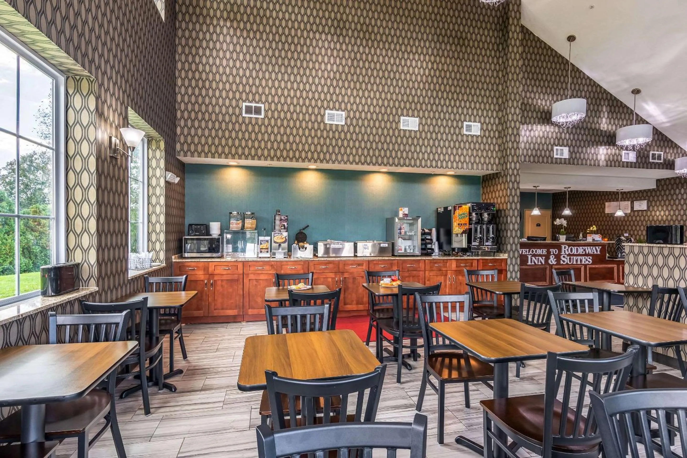 Restaurant/places to eat in Rodeway Inn & Suites Ithaca South