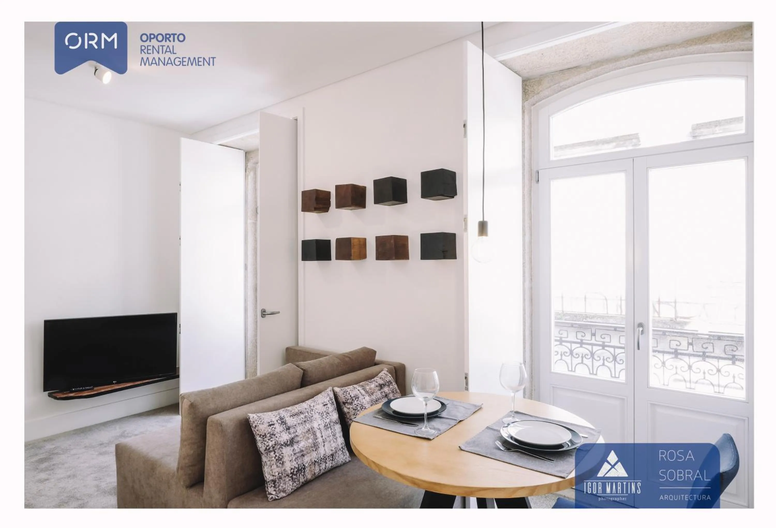 Dining area in ORM - Almada Apartments