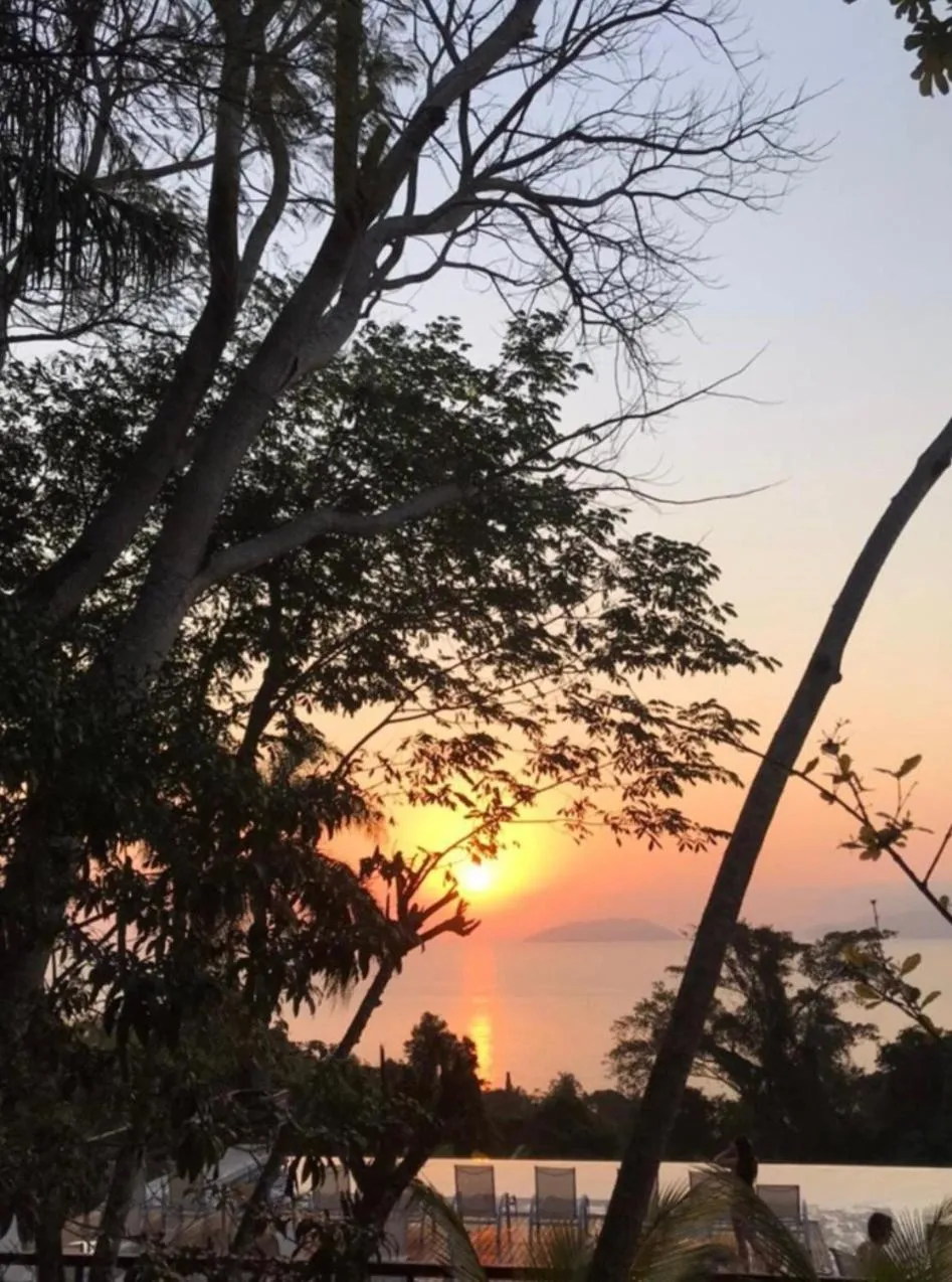 BELÍSSIMA CASA ILHABELA