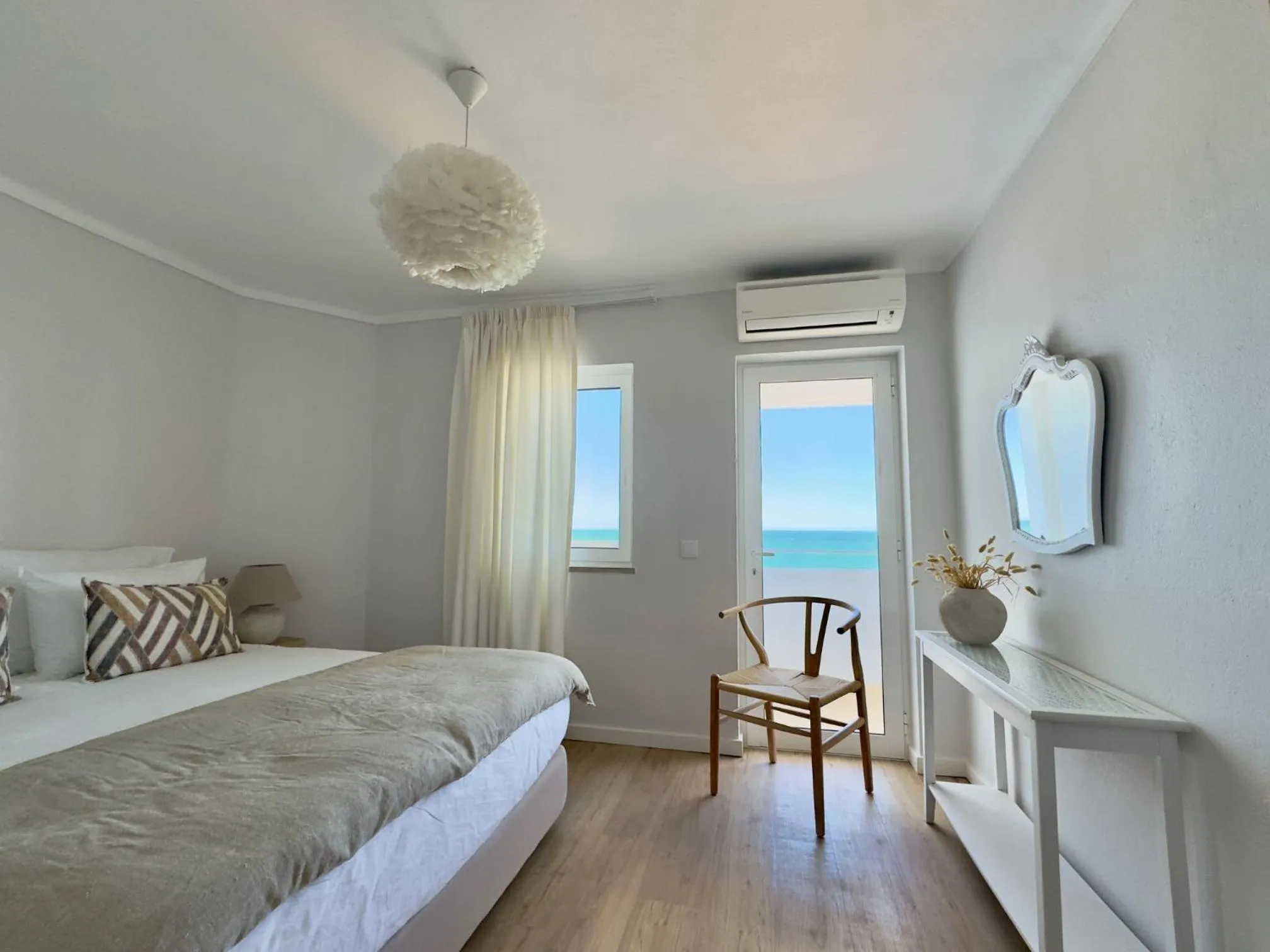 Bed in Apartamentos Rossio Mar