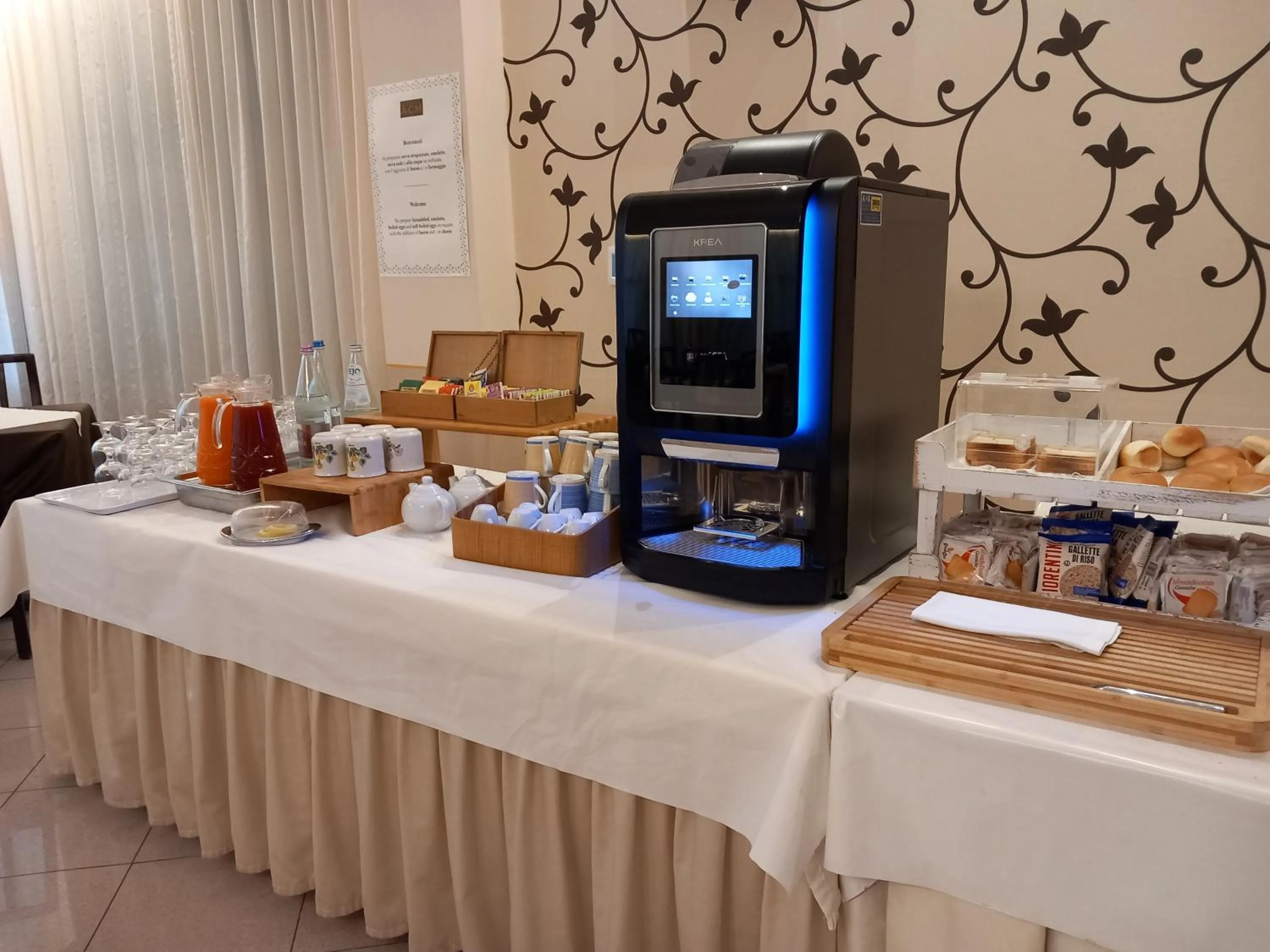 ACasaMia WelcHome Hotel