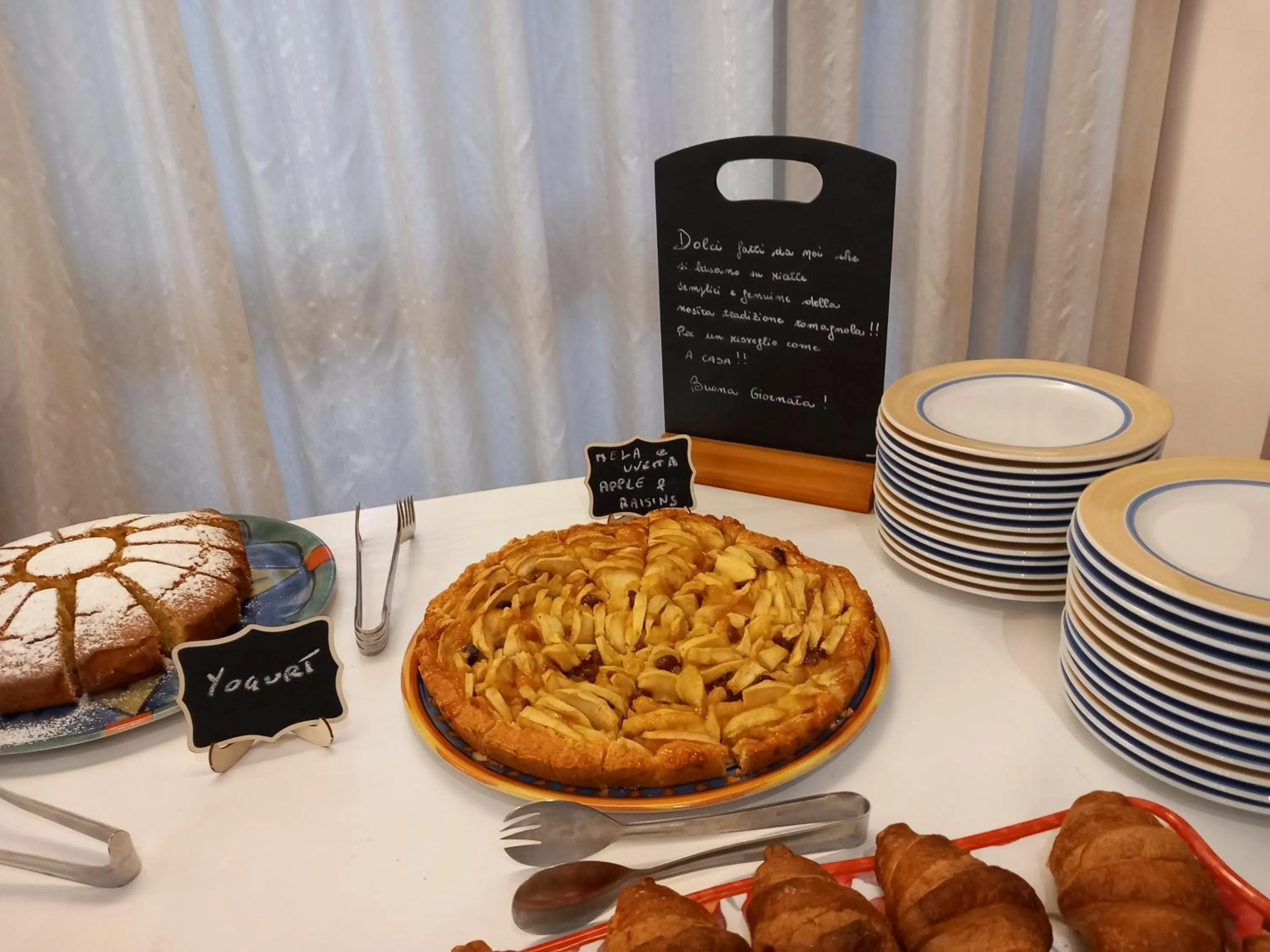 Breakfast in ACasaMia WelcHome Hotel