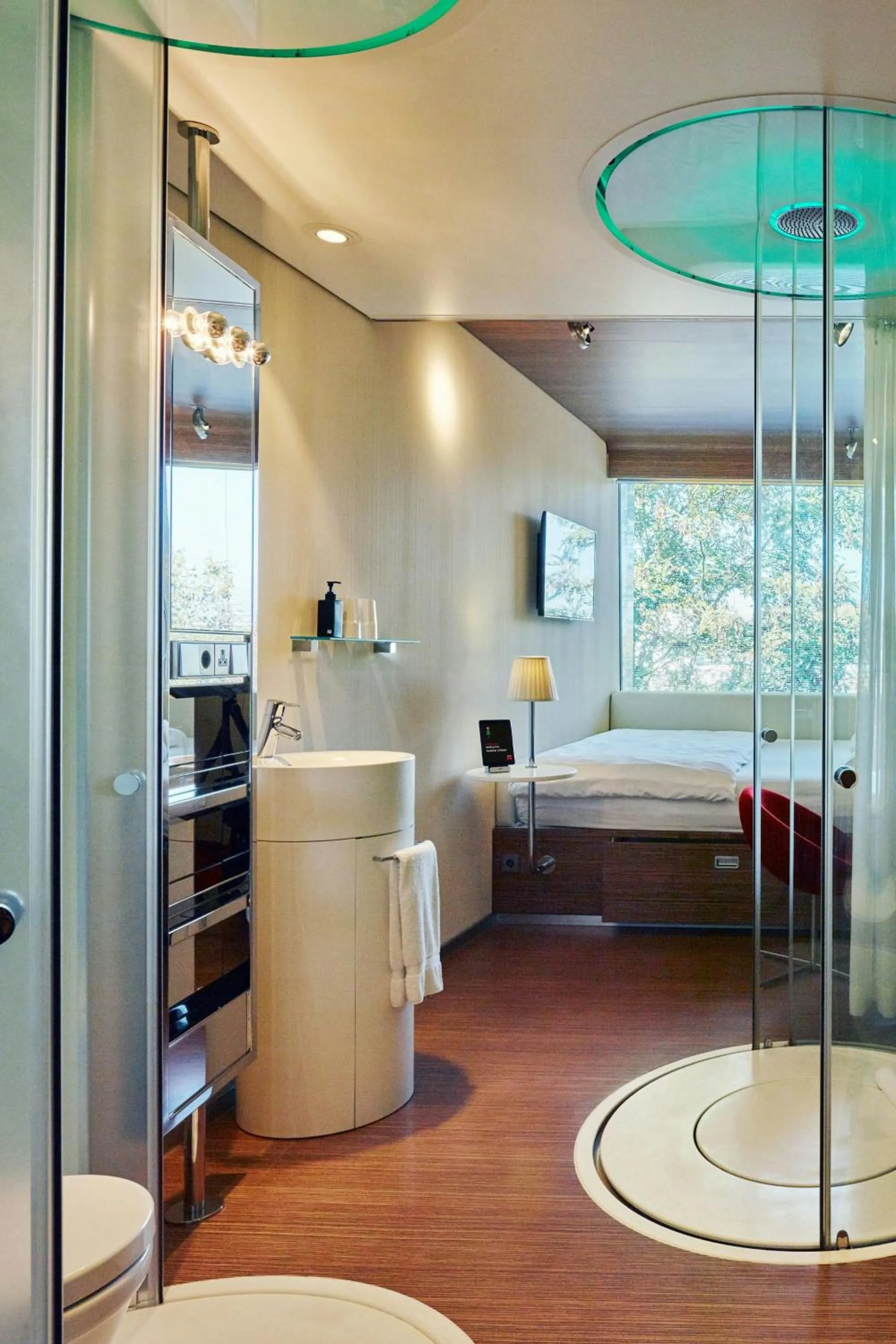 Bedroom in citizenM Amsterdam South