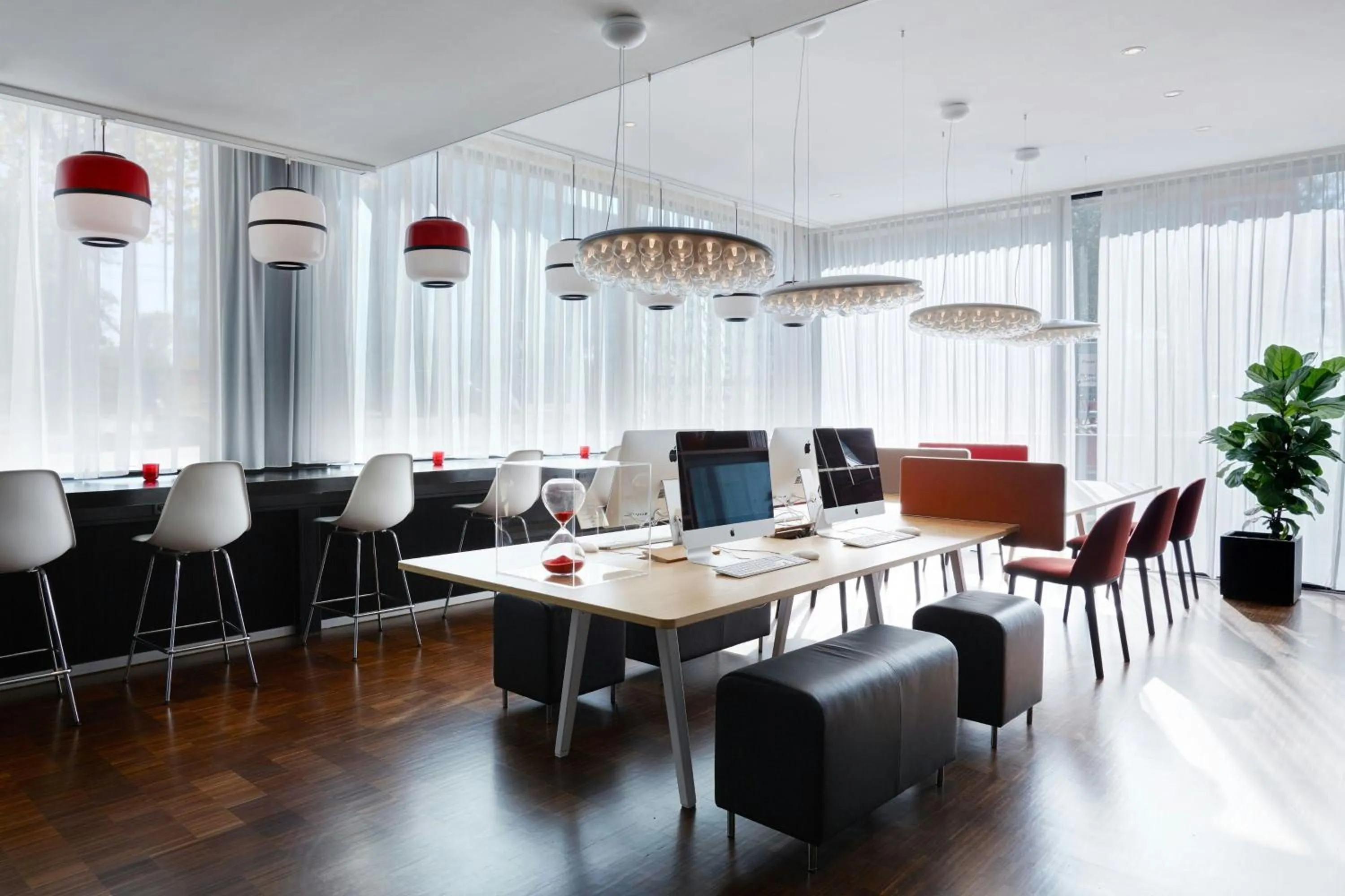 Lobby or reception in citizenM Amsterdam South