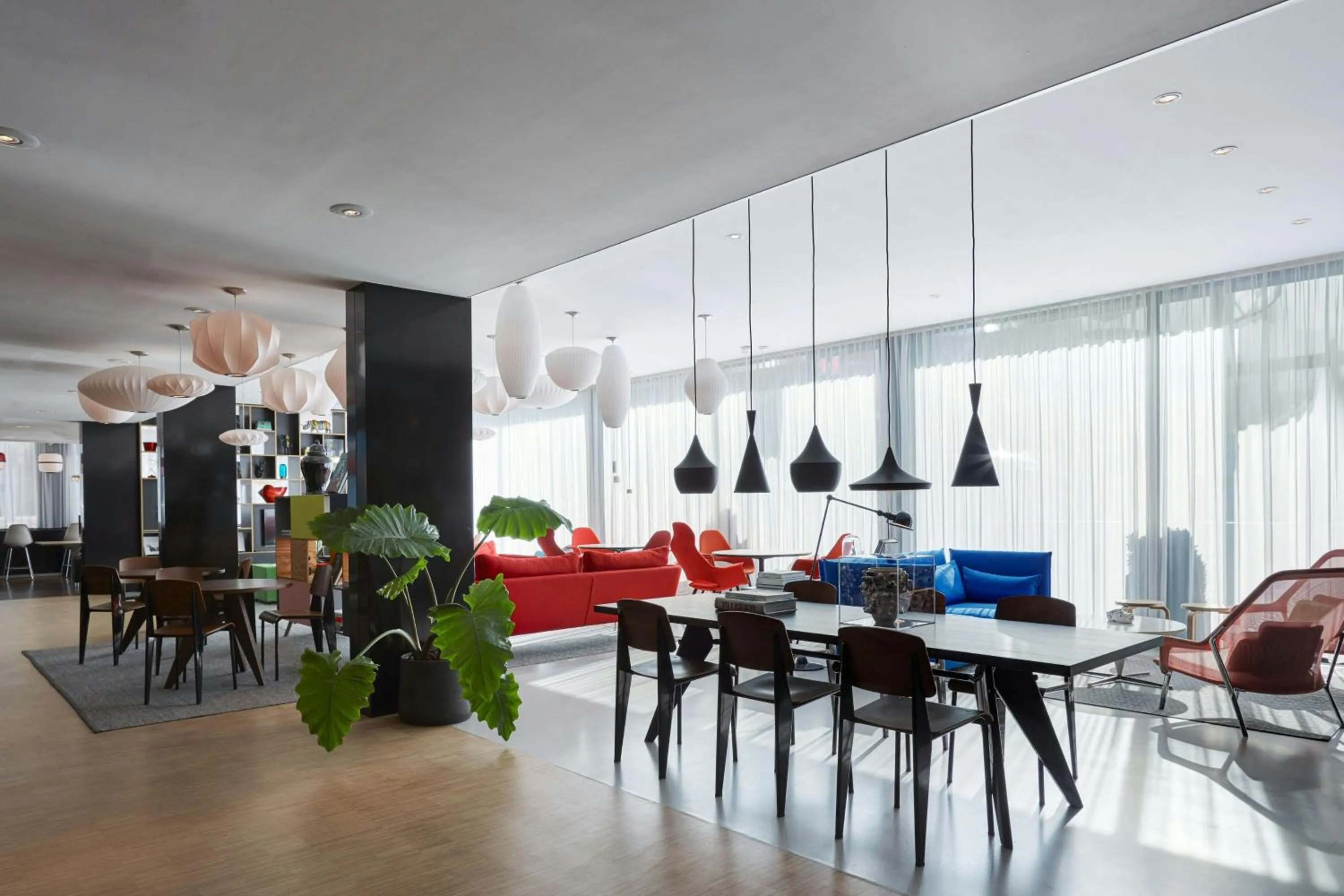 Lobby or reception in citizenM Amsterdam South