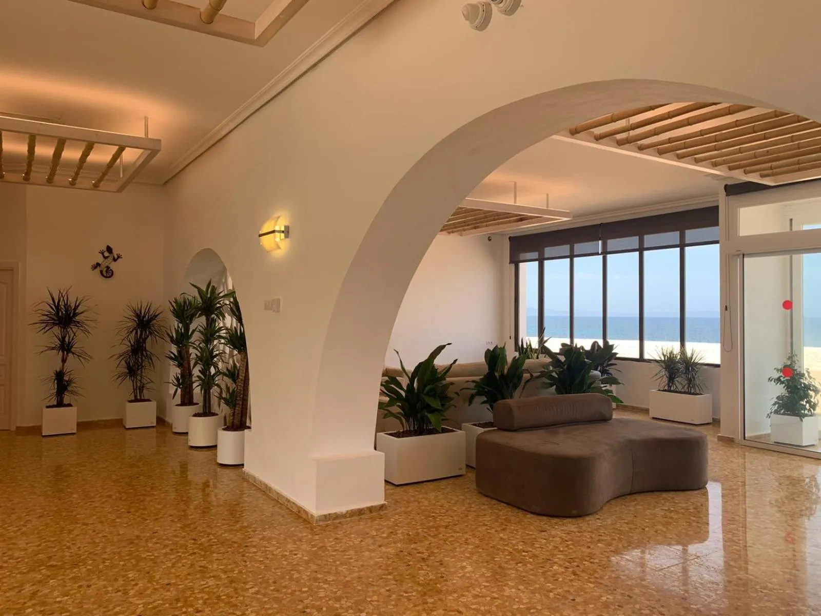Lobby or reception in Hotel Roca Bella
