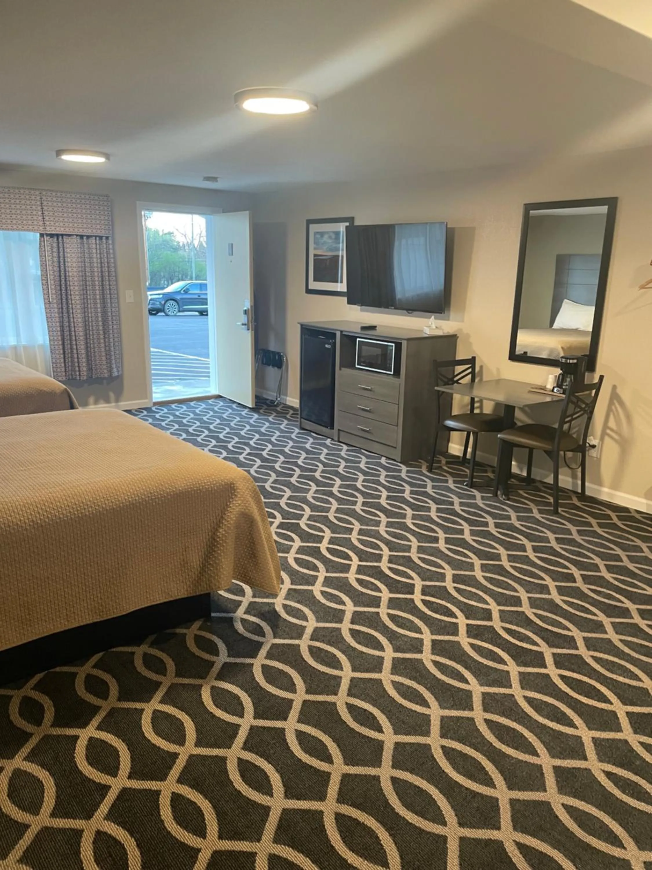 Bed in The Springwater Inn