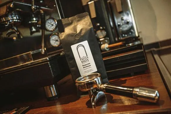 Restaurant/places to eat in Am Paulusbogen