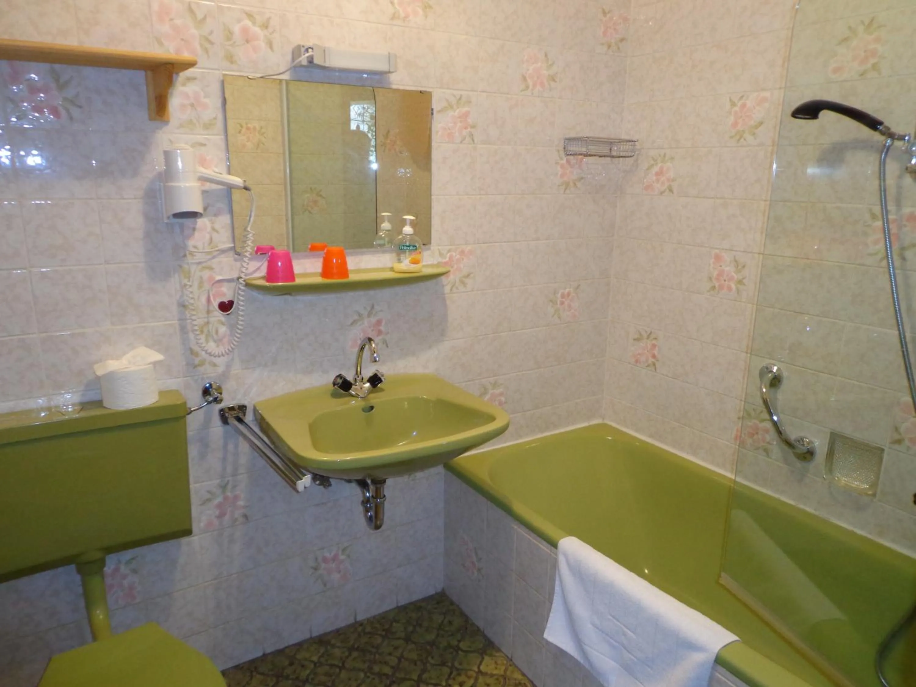 Bathroom in Pension Schamberger