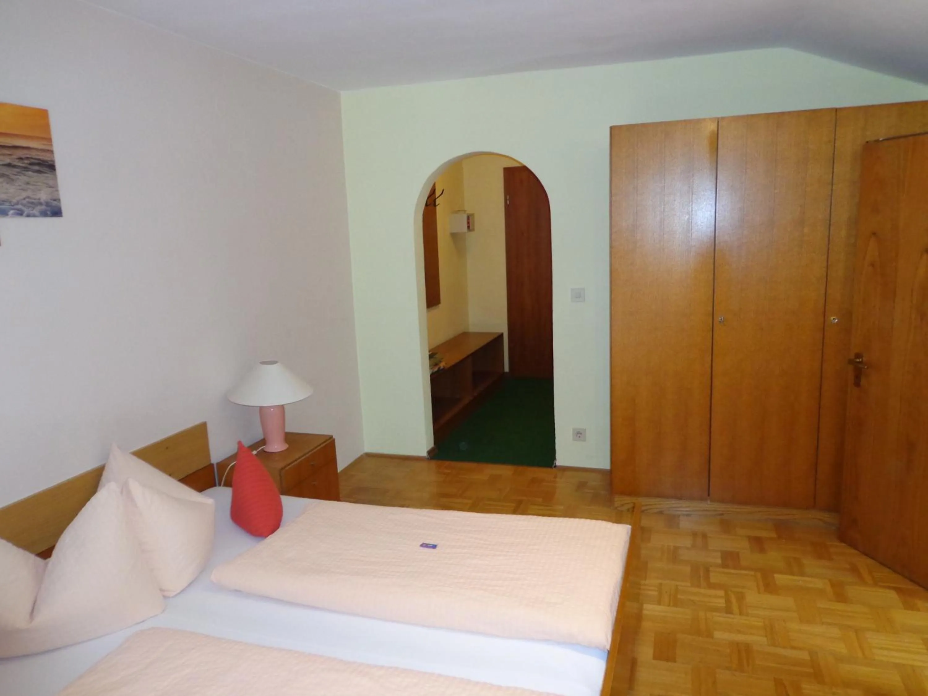 Photo of the whole room, Bed in Pension Schamberger