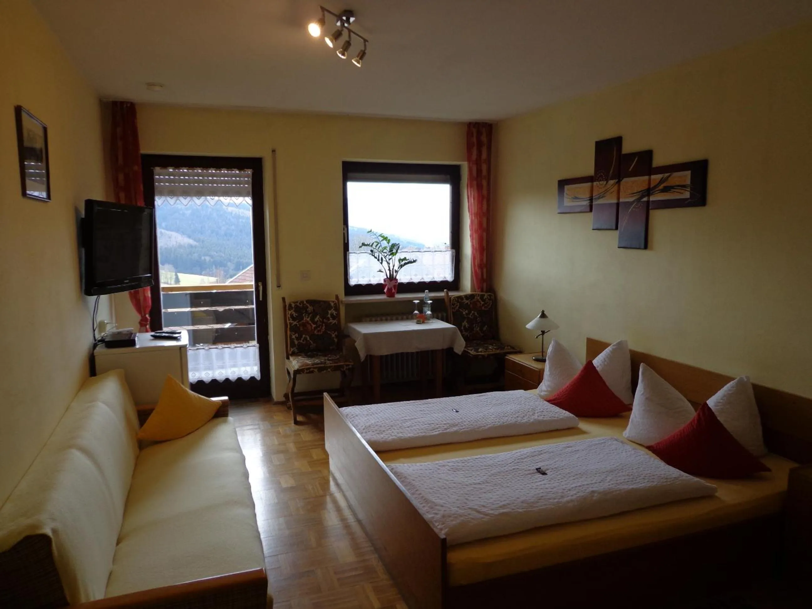 Photo of the whole room, Bed in Pension Schamberger