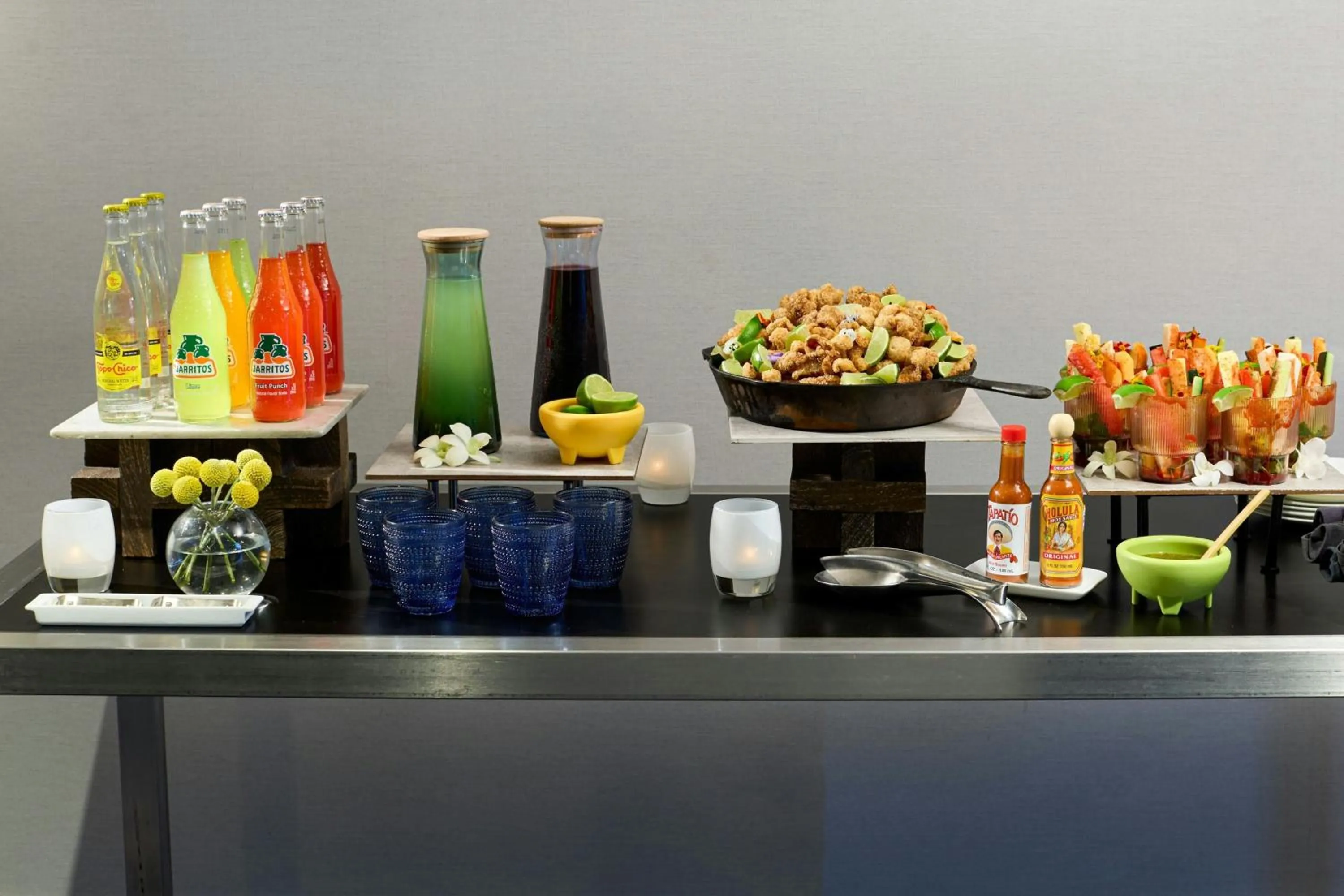 Meeting/conference room in Renaissance Los Angeles Airport Hotel