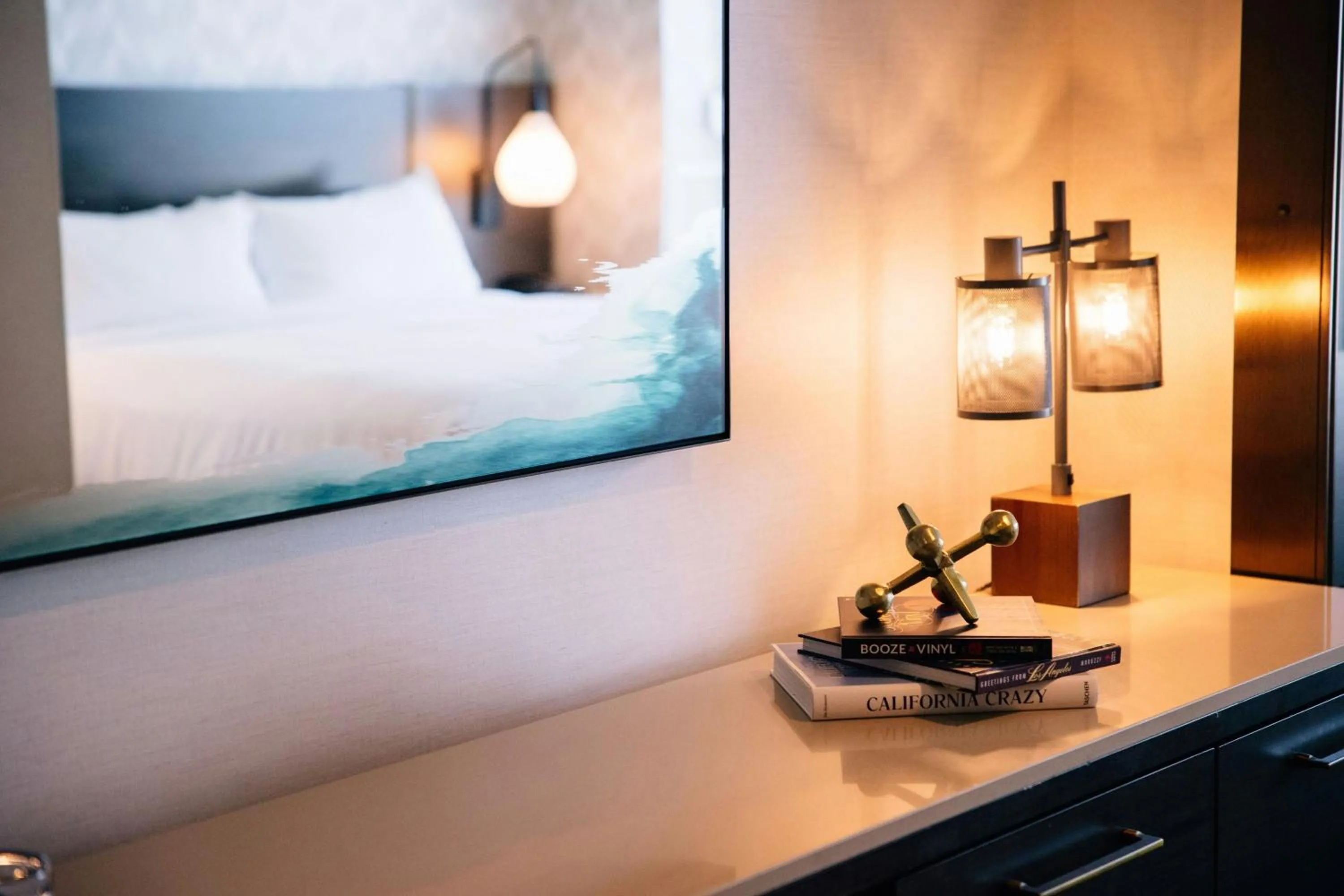 Photo of the whole room, Bed in Renaissance Los Angeles Airport Hotel