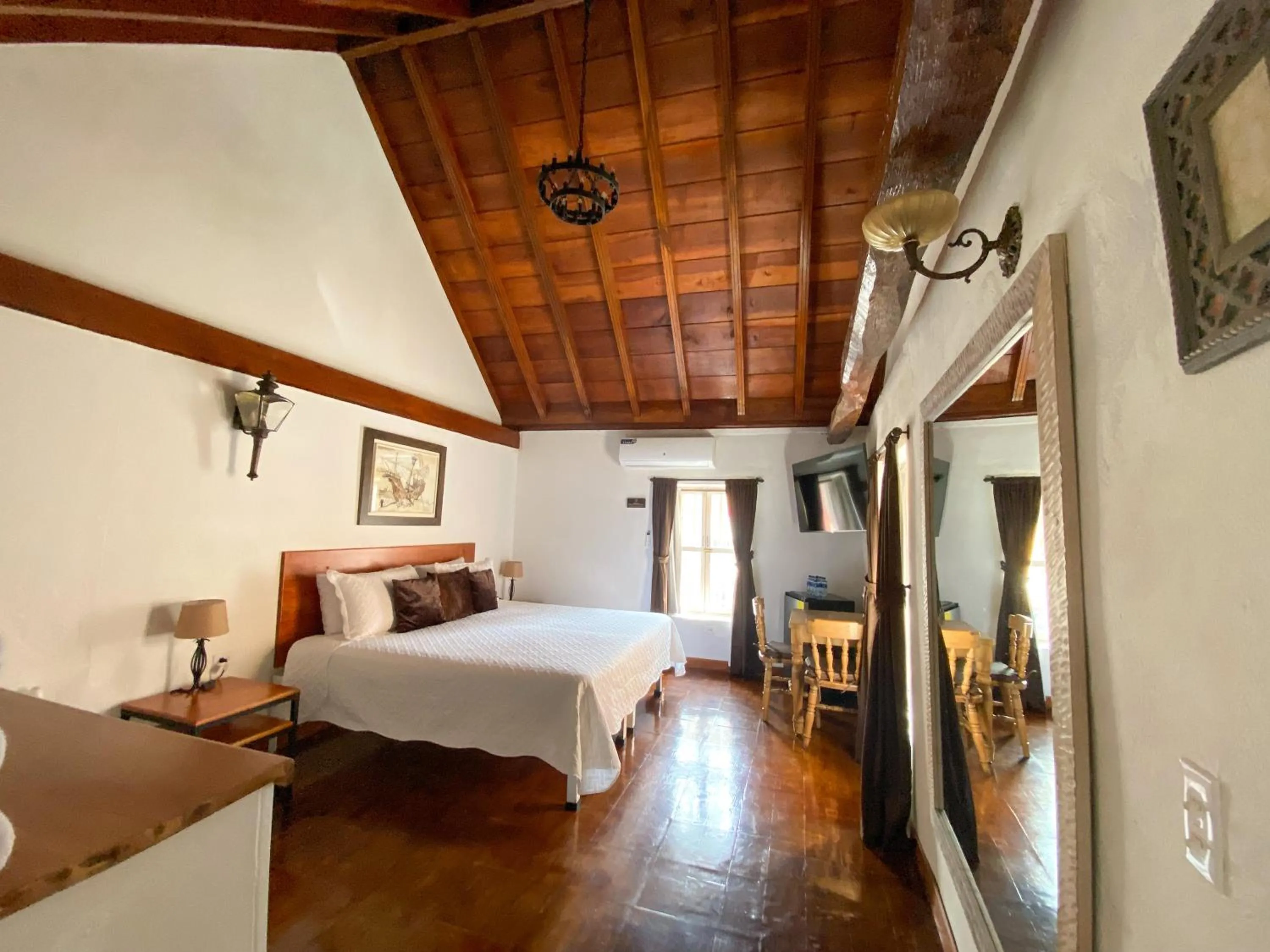 Bed in Life is Good Cartagena Hostel