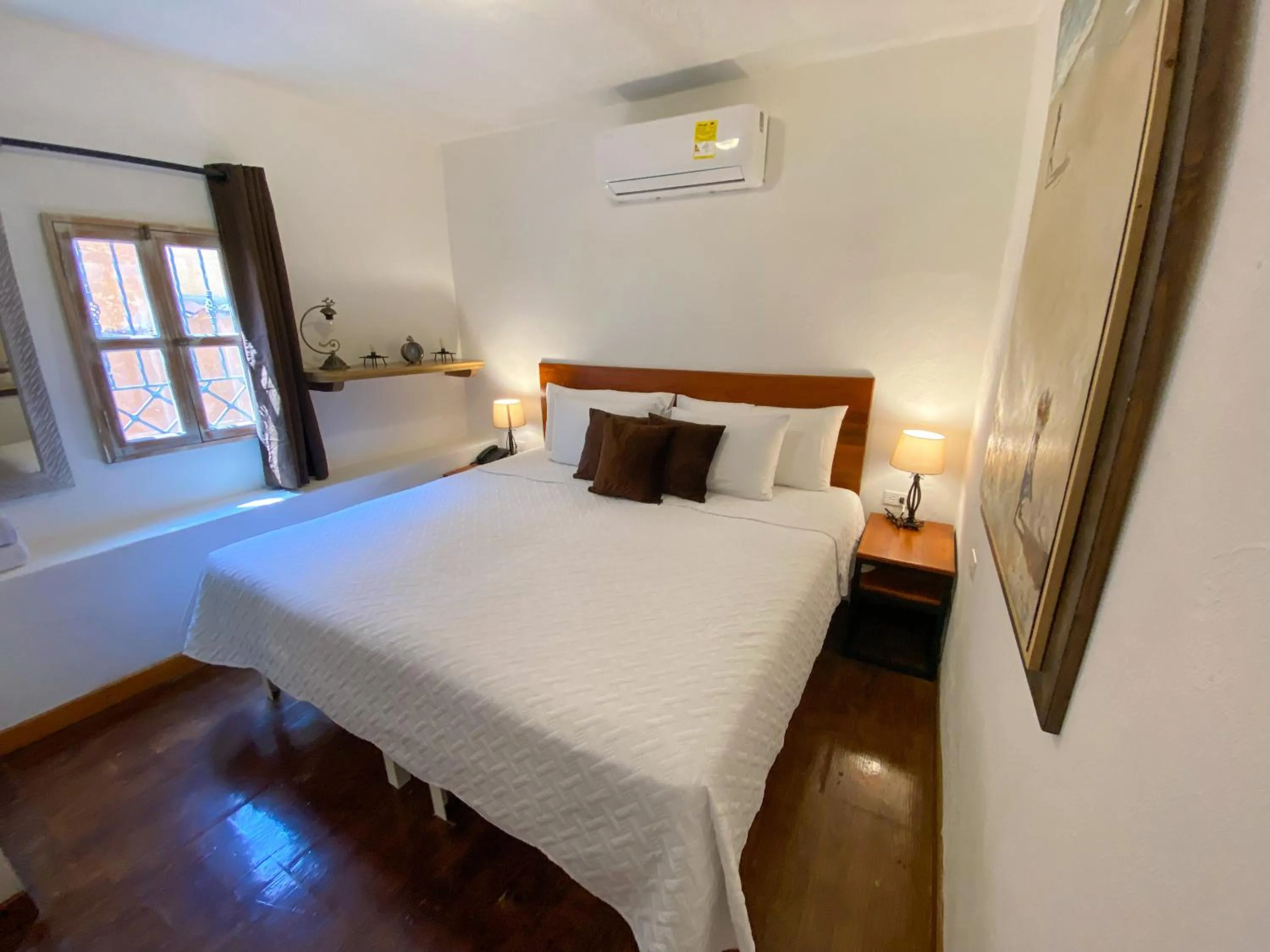 Bed in Life is Good Cartagena Hostel