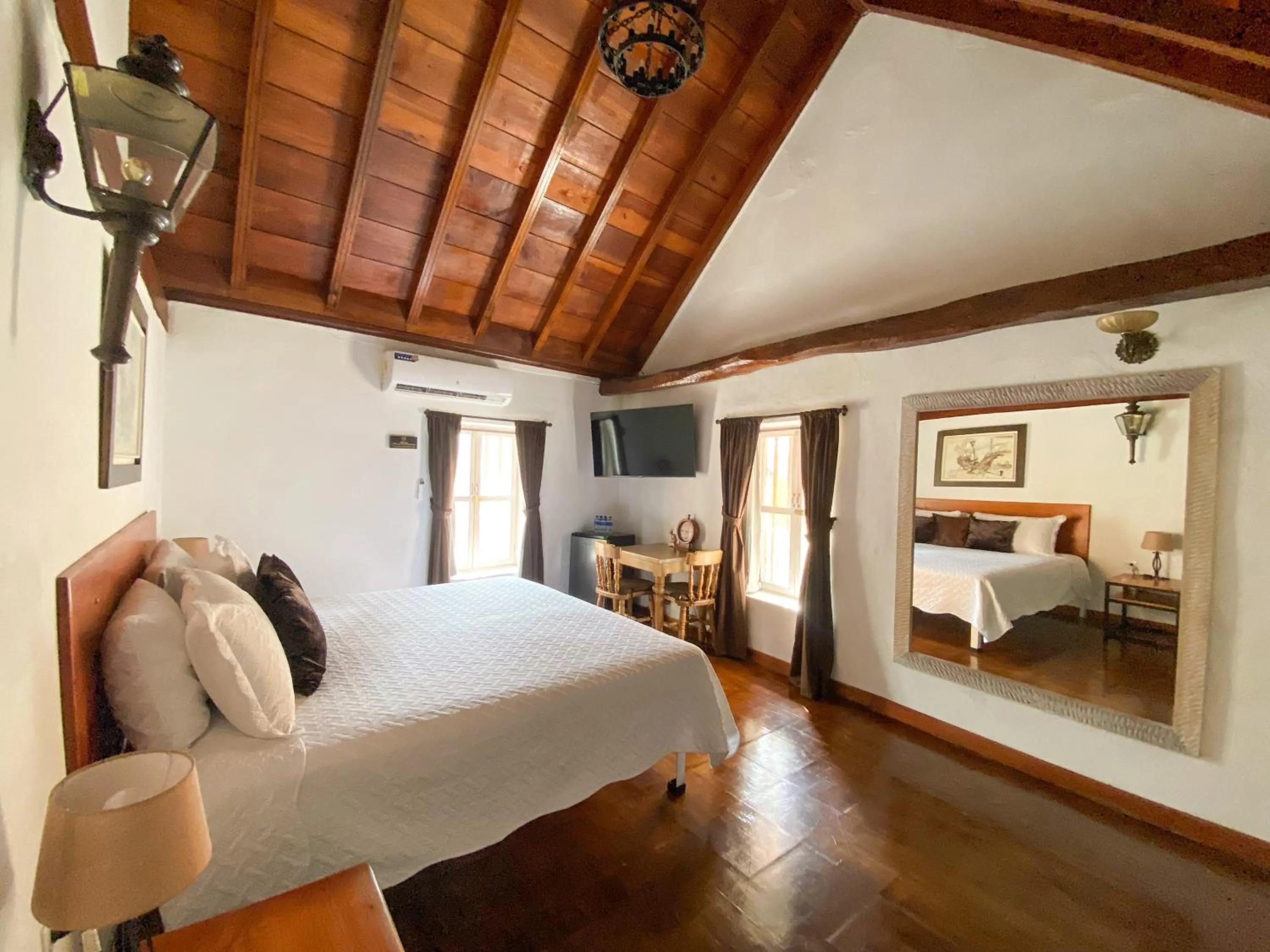 Bed in Life is Good Cartagena Hostel