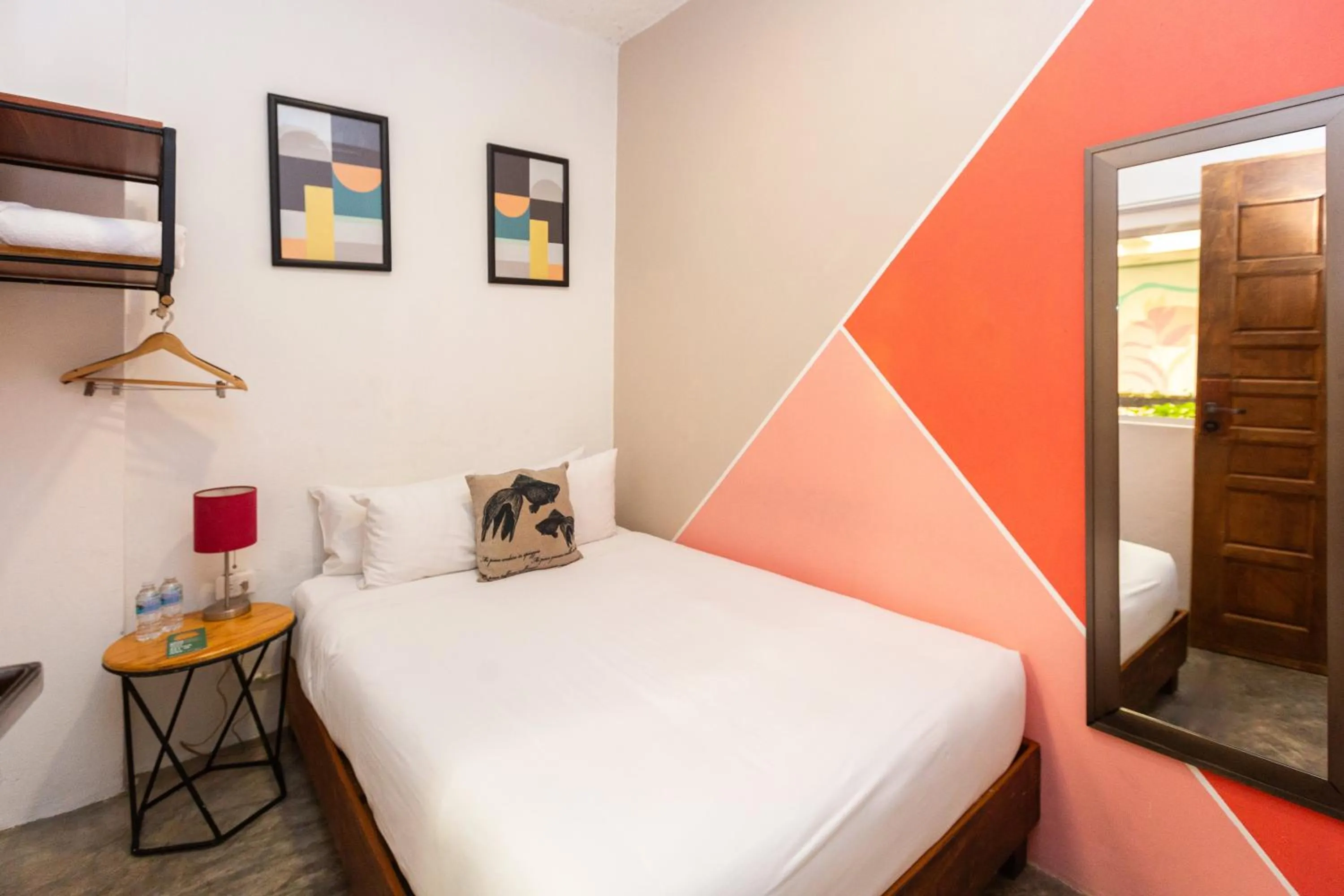 Photo of the whole room in Nílu Cancun Downtown by Selina