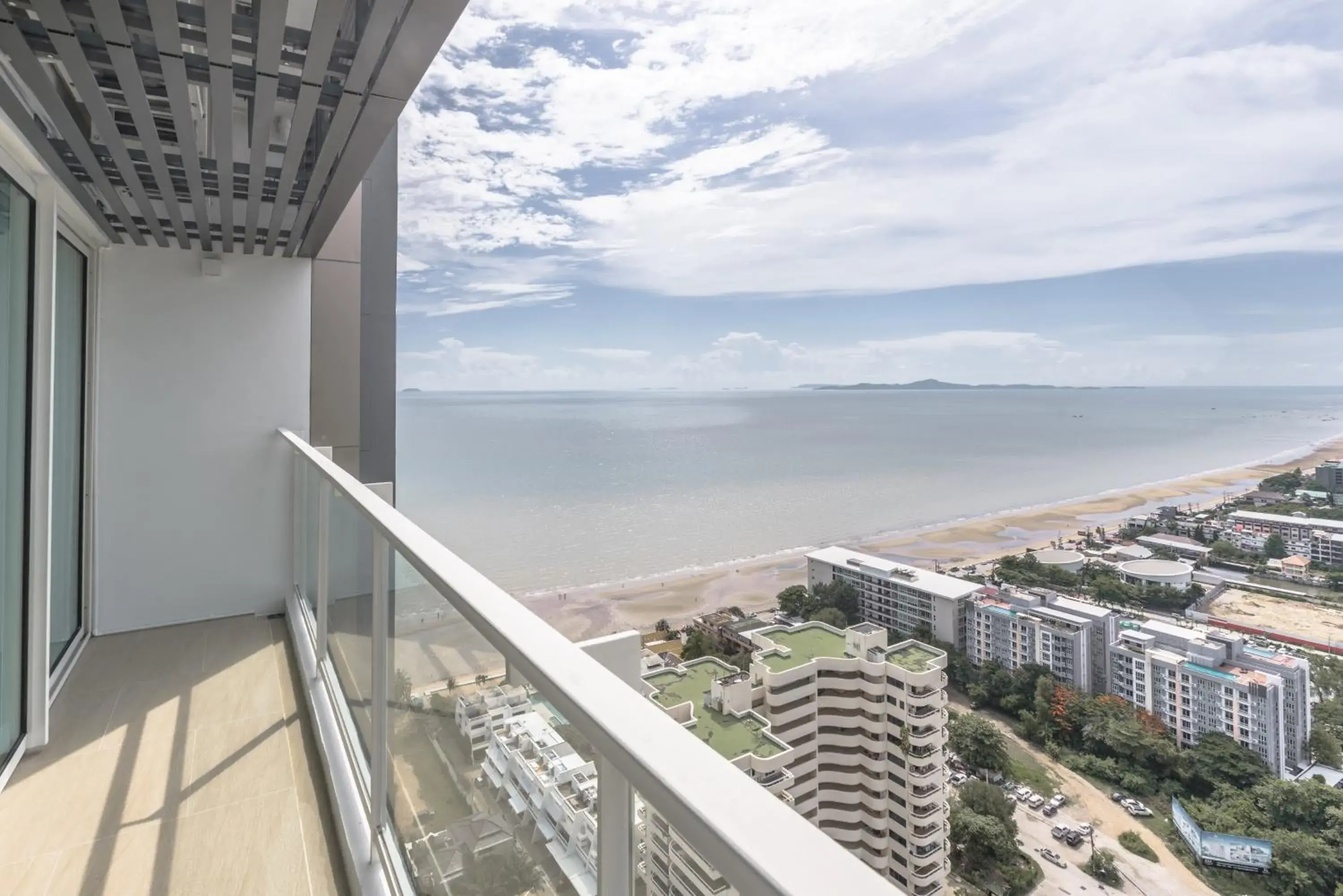 Sea View in Veranda Residence Pattaya