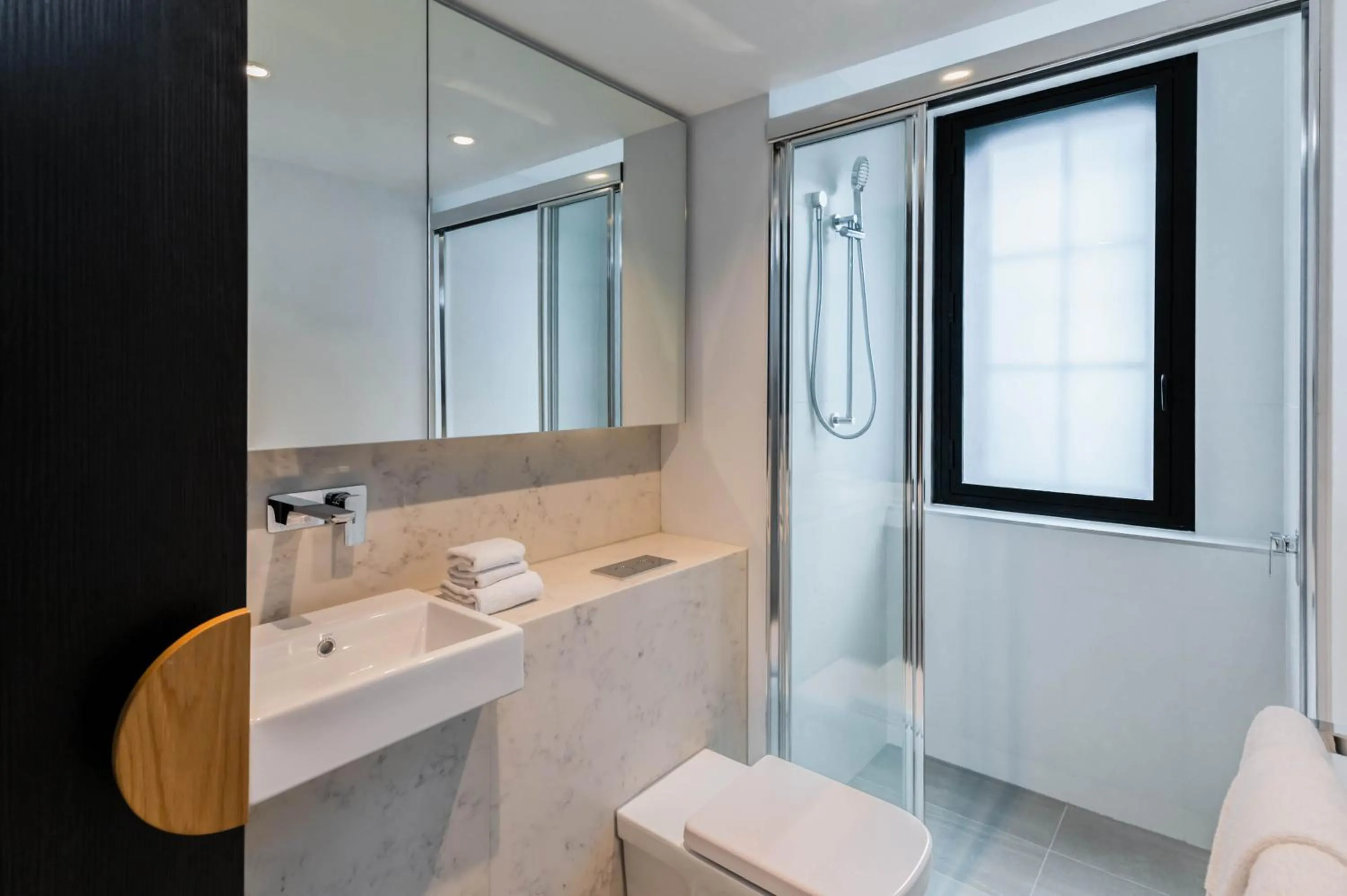 Shower in FV by Peppers