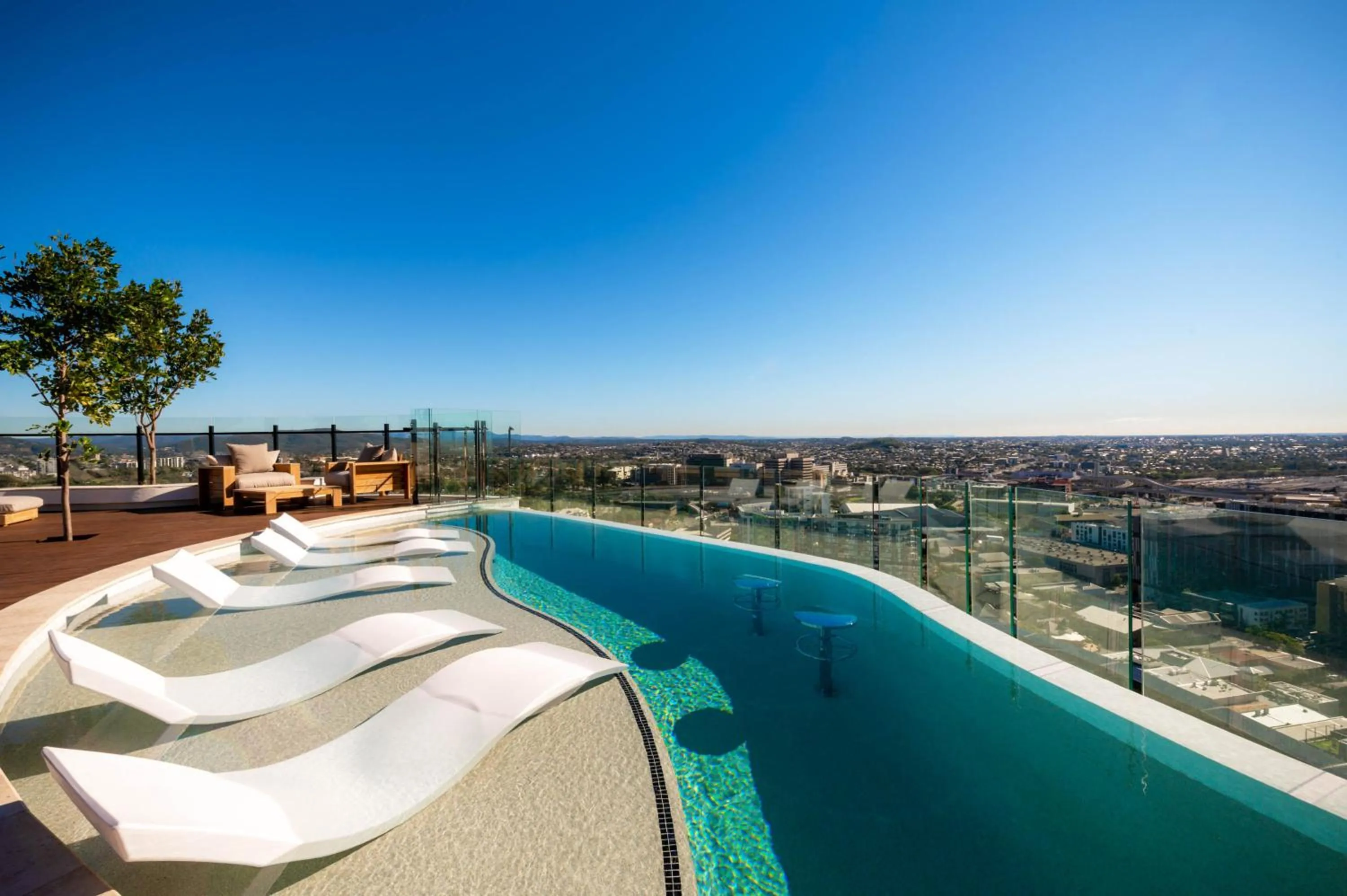 Swimming pool in FV by Peppers